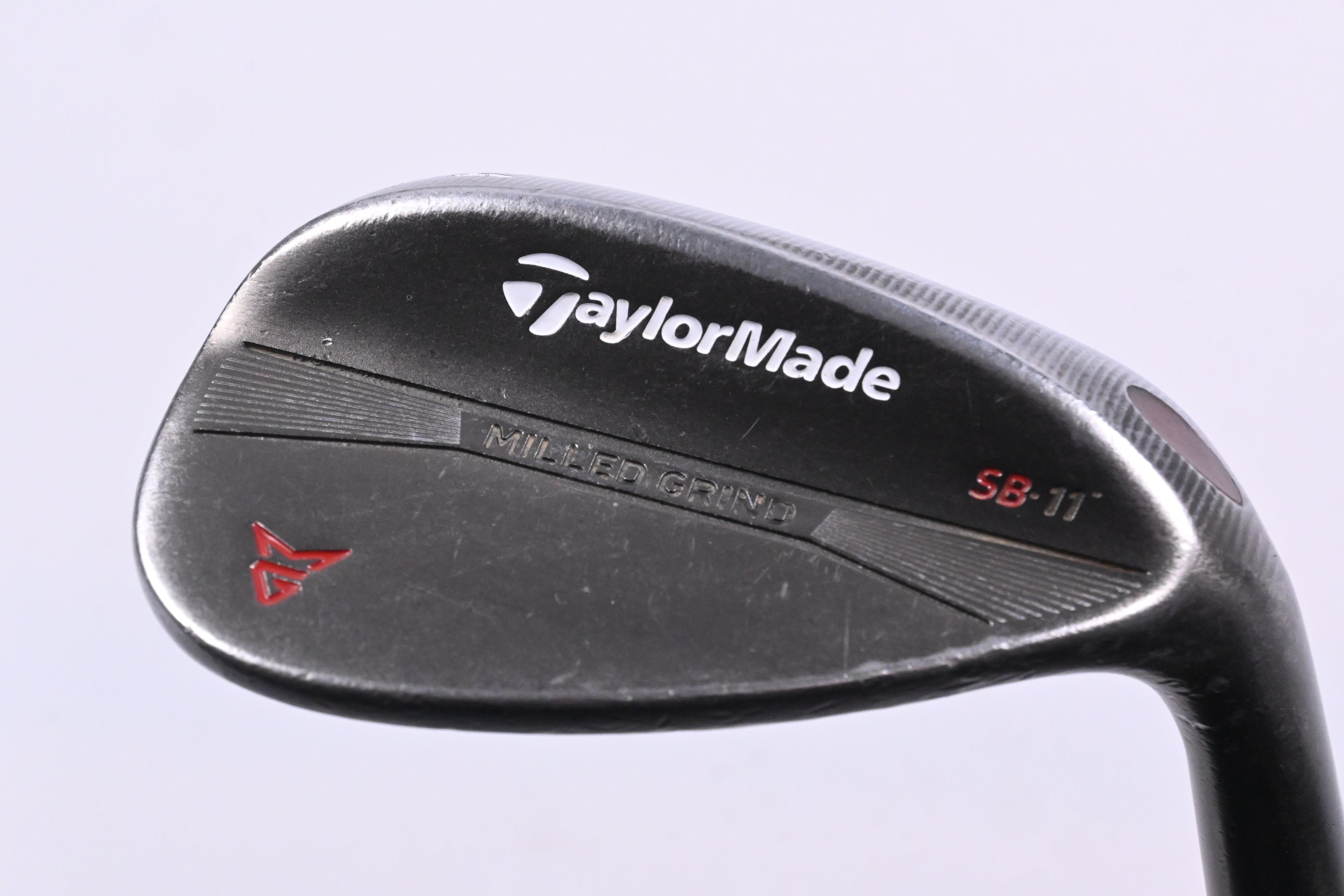 Taylormade Milled Grind Black Sand Wedge / 54 Degree / Wedge Flex Dynamic Gold