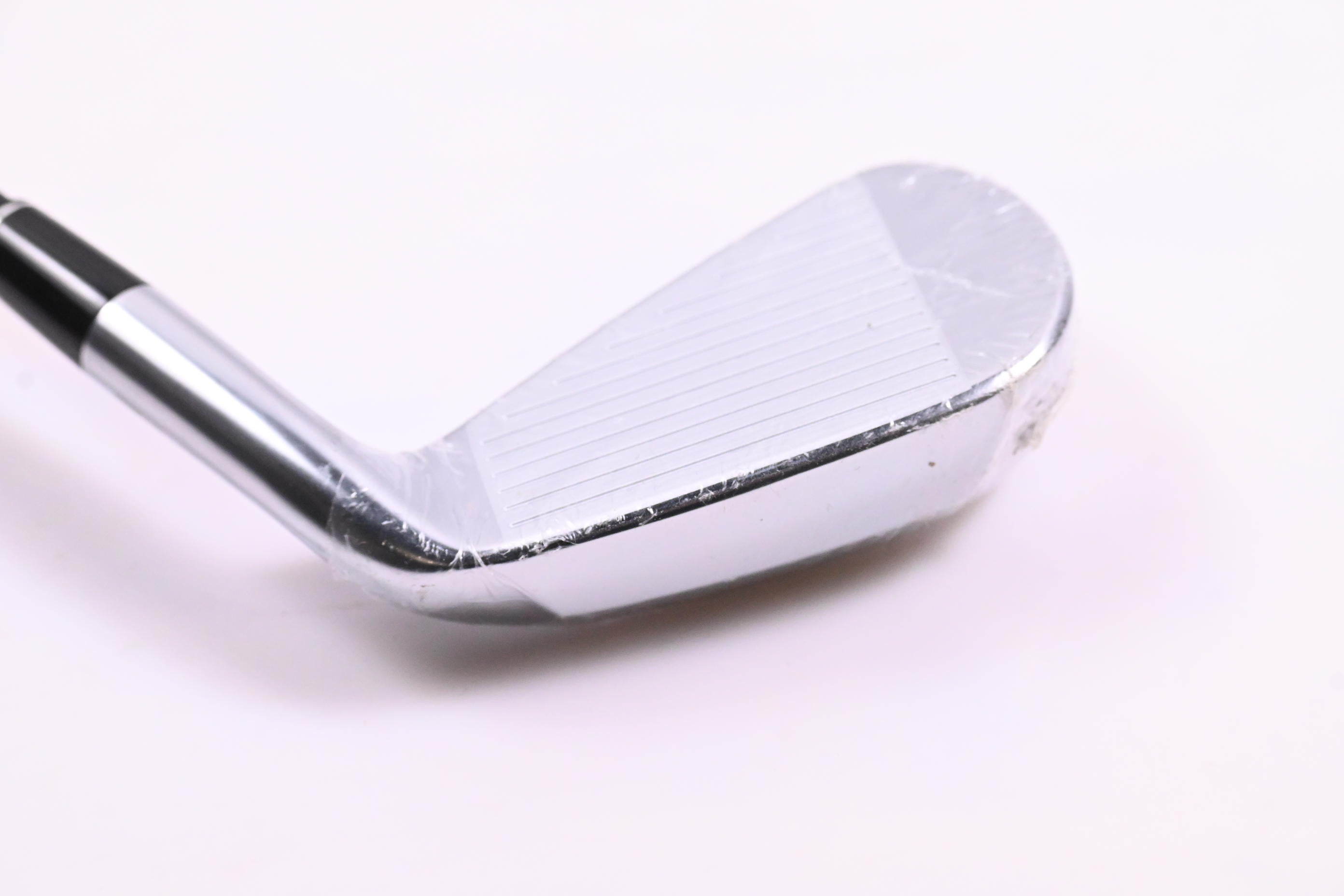 Left Hand Srixon ZXiU Utility # 4 Iron / 23 Degree / Regular Flex MMT 80 Shaft