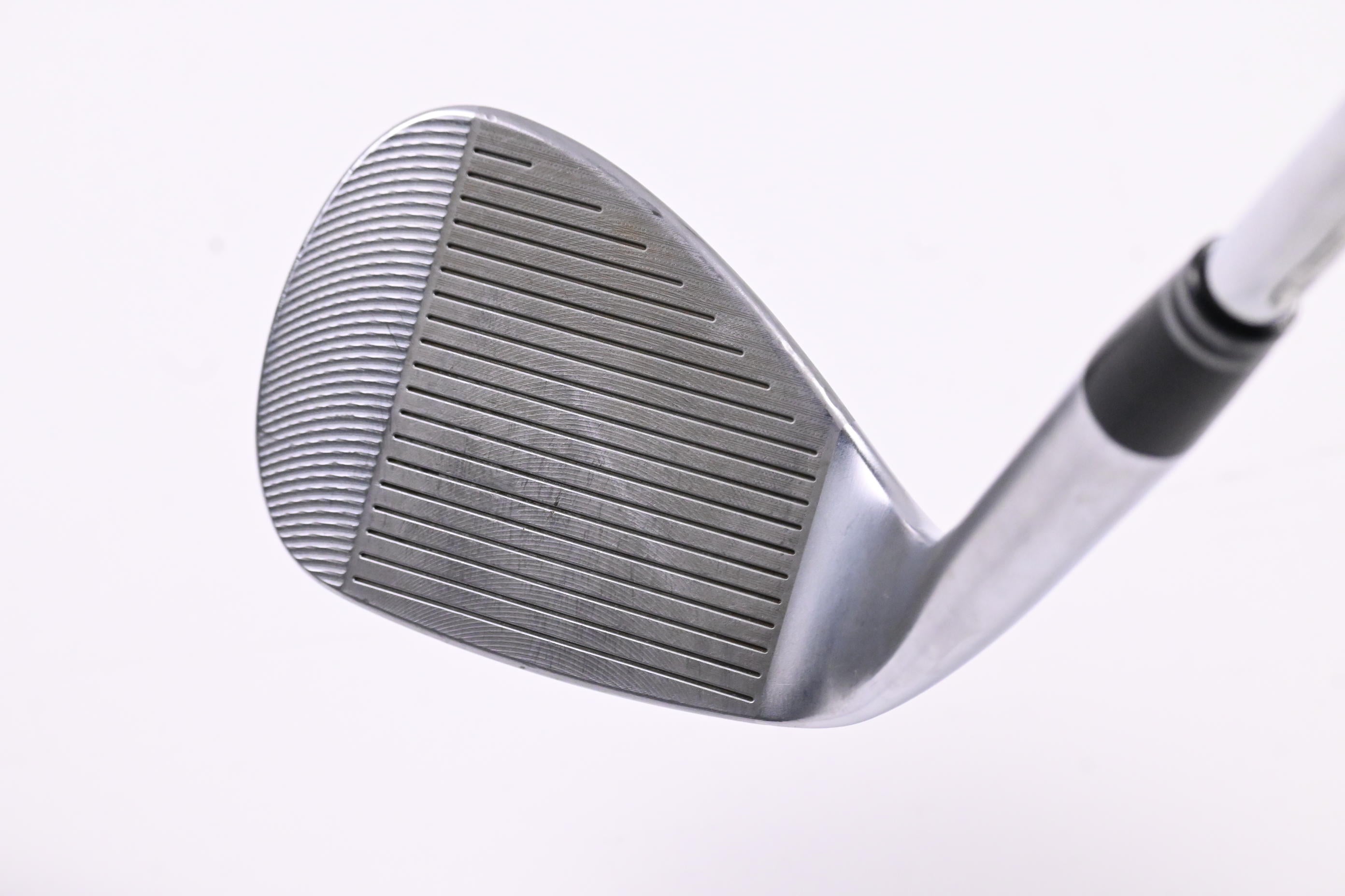 Cleveland RTZ Sand Wedge / 54 Degree / Wedge Flex Dynamic Gold Spinner Shaft