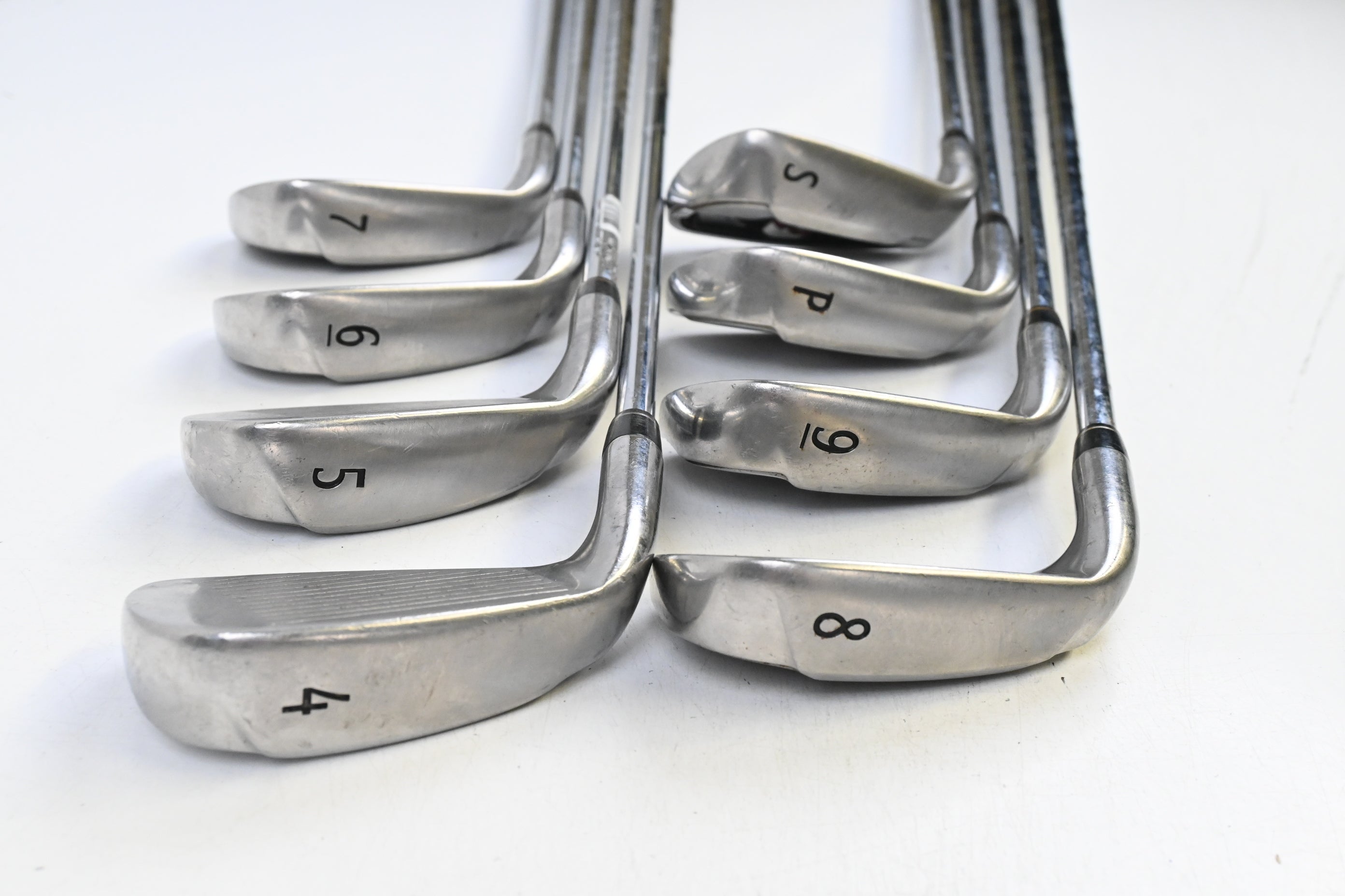 Wilson D100 Irons / 4-PW+SW / Uniflex SL85 Shafts