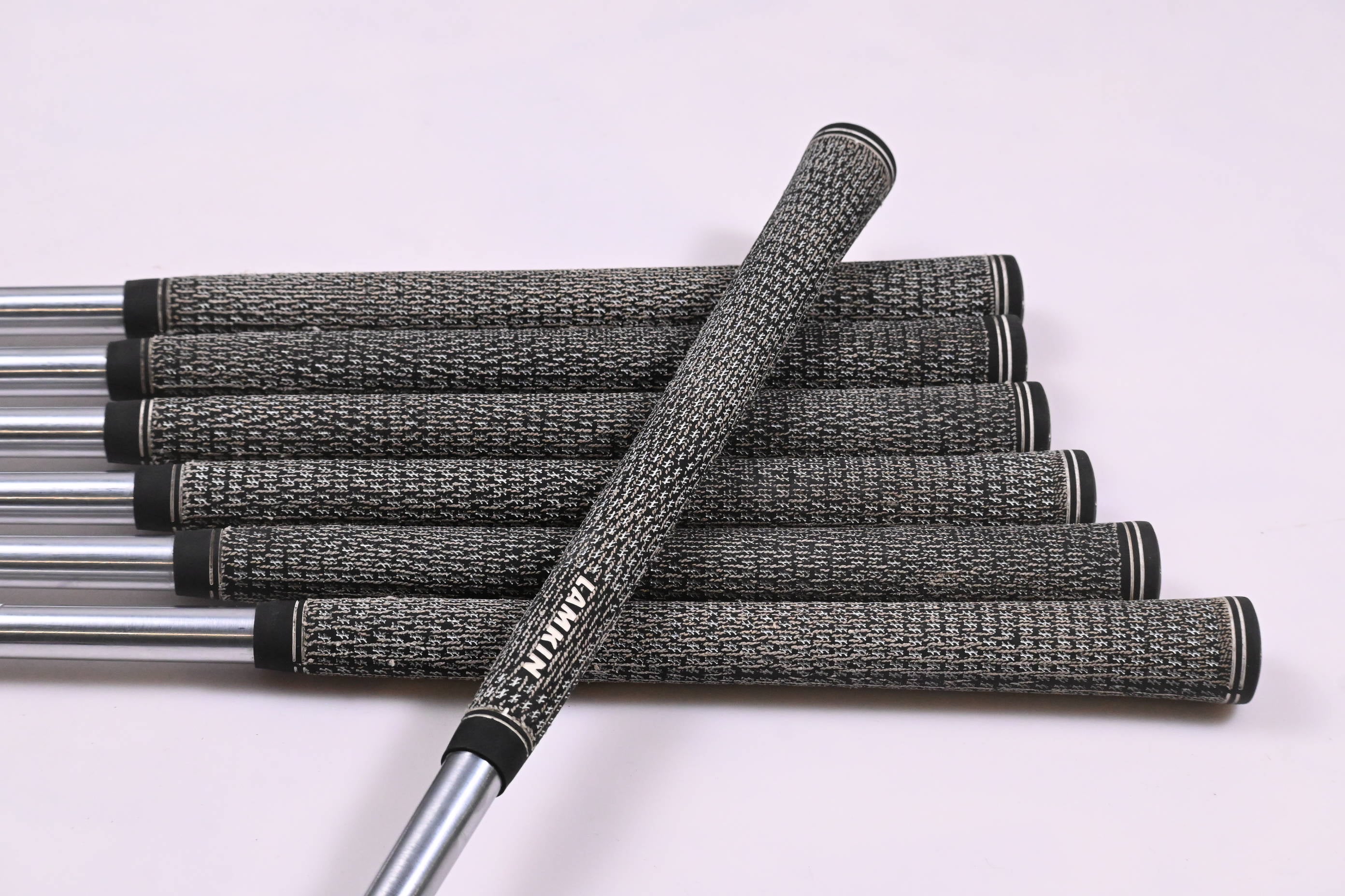 Cobra King Tour 2023 Irons / 5-PW+GW / Regular Flex Project X IO 105 Shafts