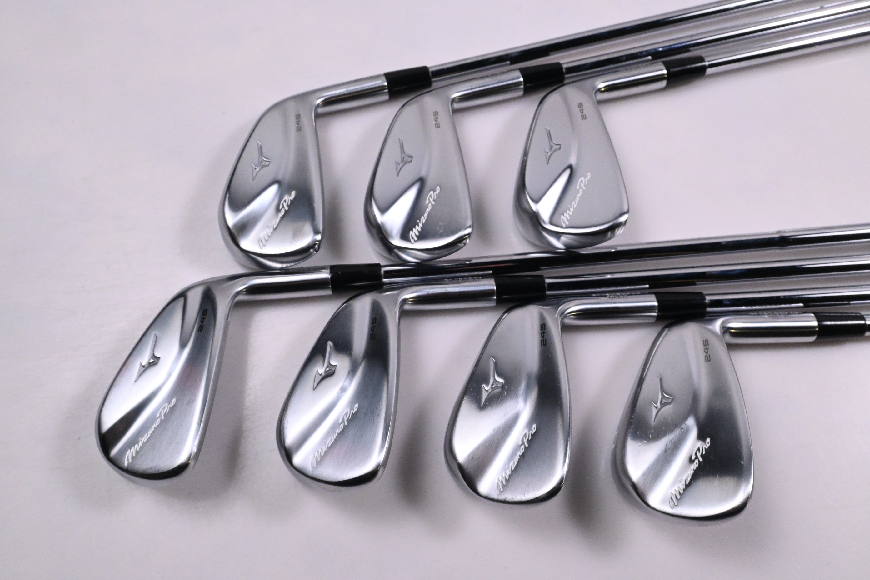 Mizuno Pro 245 Irons / 4-PW / Regular Flex Dynamic Gold Mid 115 R300 Shafts