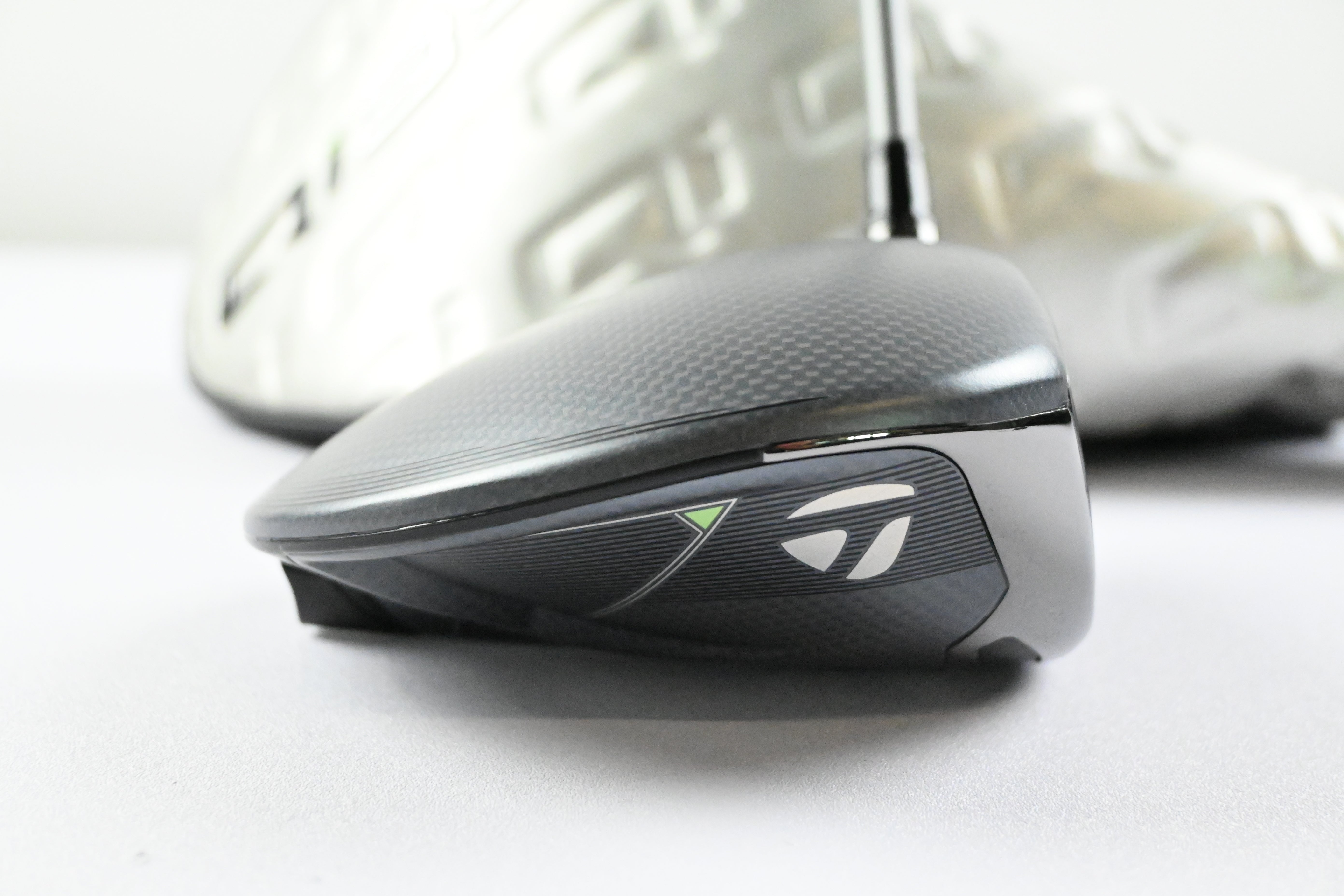Taylormade Qi35 Driver / 9 Degree / Stiff Flex Fujikura Air Speeder 50