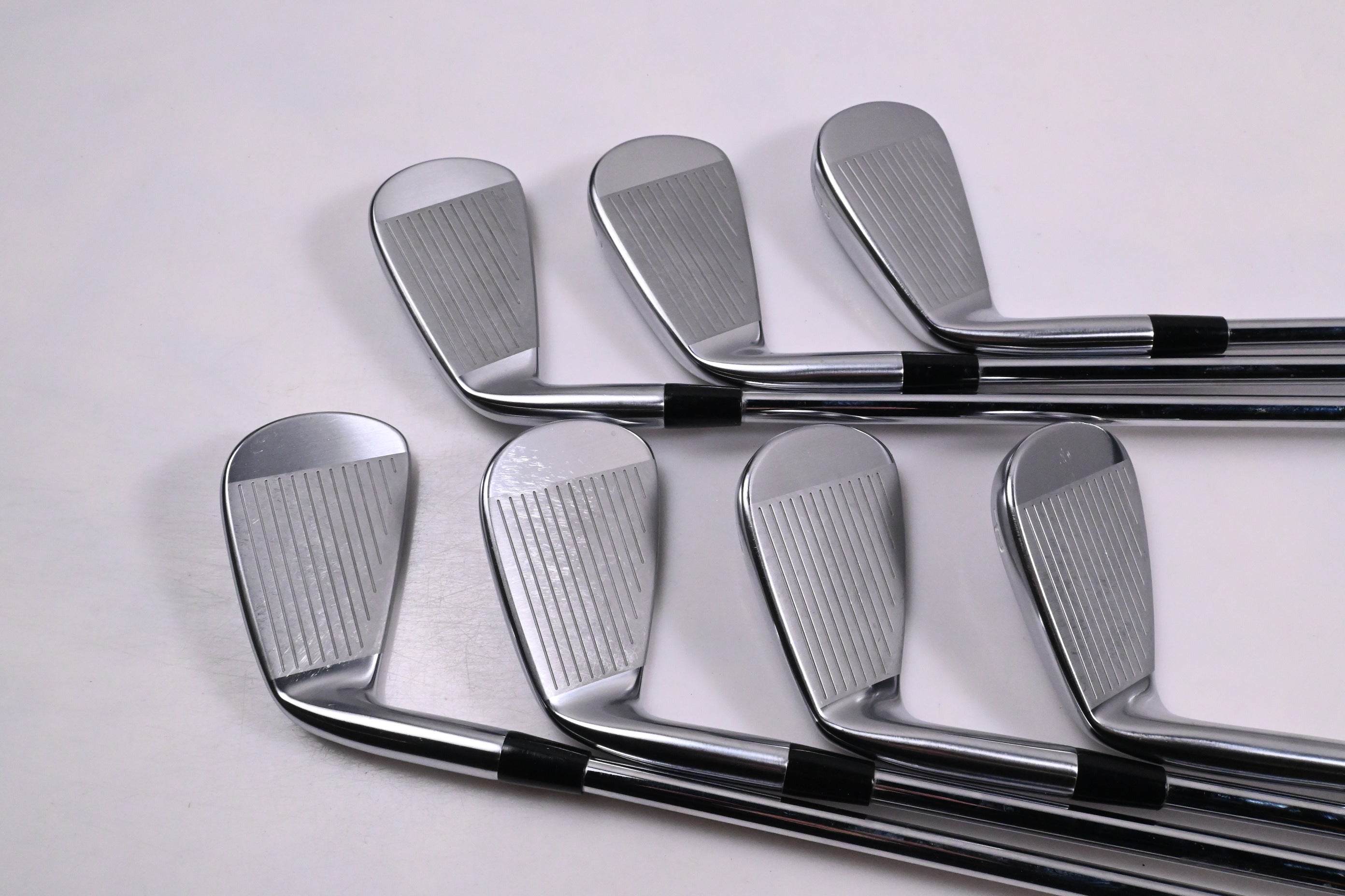 Mizuno Pro 245 Irons / 4-PW / Regular Flex Dynamic Gold Mid 115 R300 Shafts