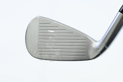 Mizuno JPX 925 Hot Metal Pro #4 Iron / 19 Degree / Stiff Flex Dynamic Gold 105 S300