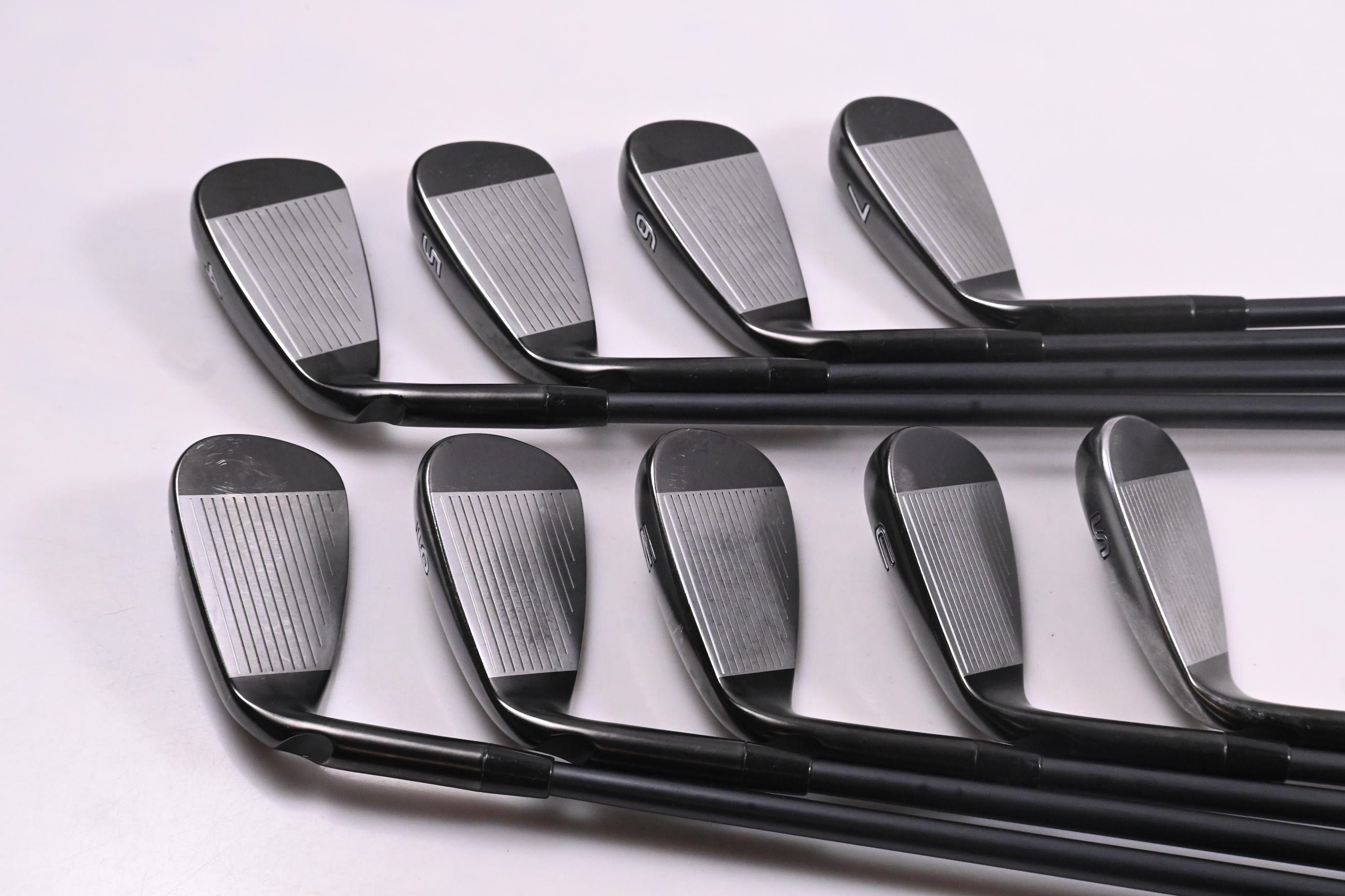 Ping G710 Irons / 4-PW+GW+SW / Black Dot / Regular Flex Ping Alta CB Red Shafts