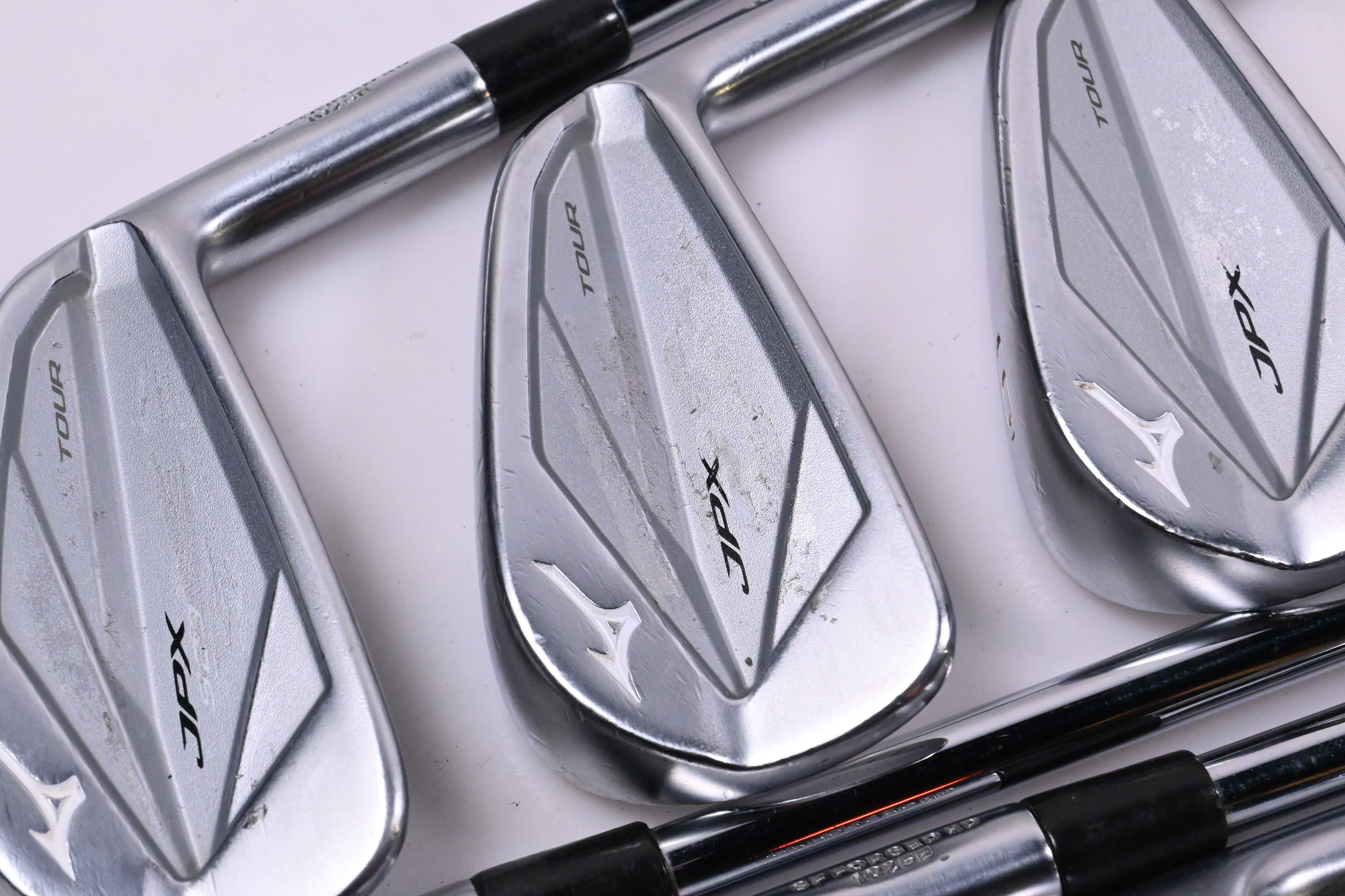 Mizuno JPX 923 Tour Irons / 4-PW / Regular Flex Project X Shafts
