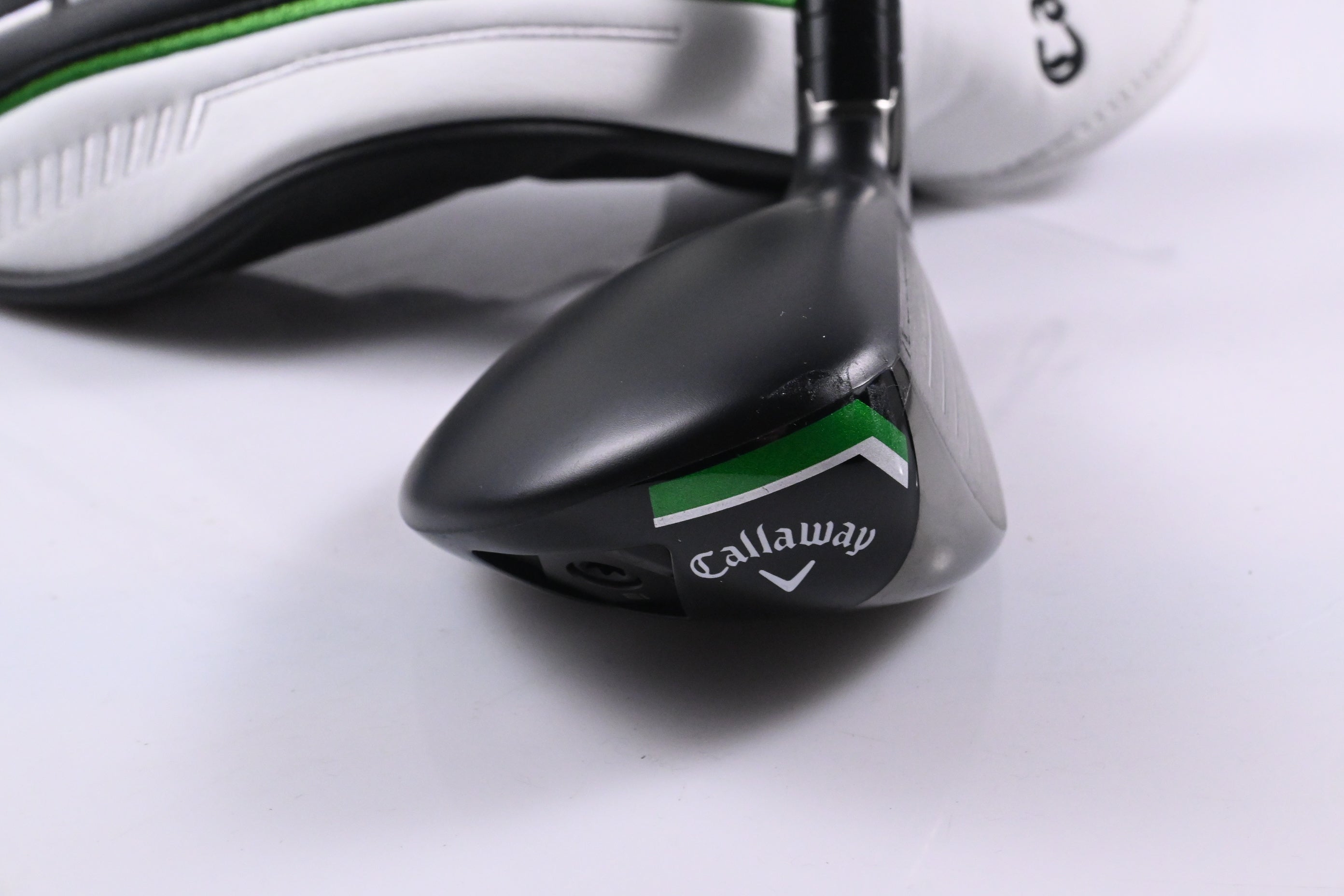 Callaway Elyte X #4 Hybrid / 21 Degree / Senior Flex Vanquish 5 Shaft
