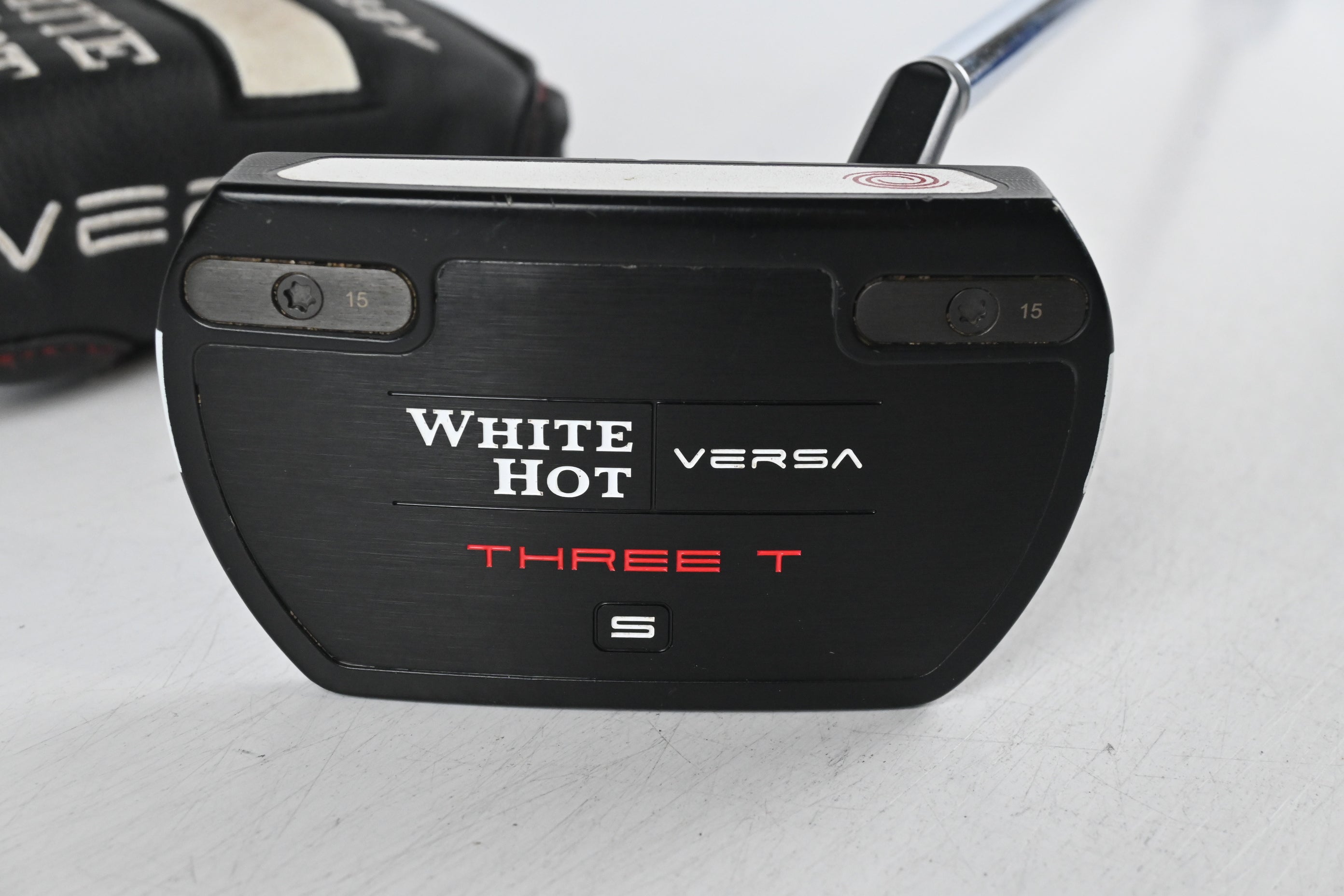 Odyssey White Hot Versa Three T Putter / 34 Inch