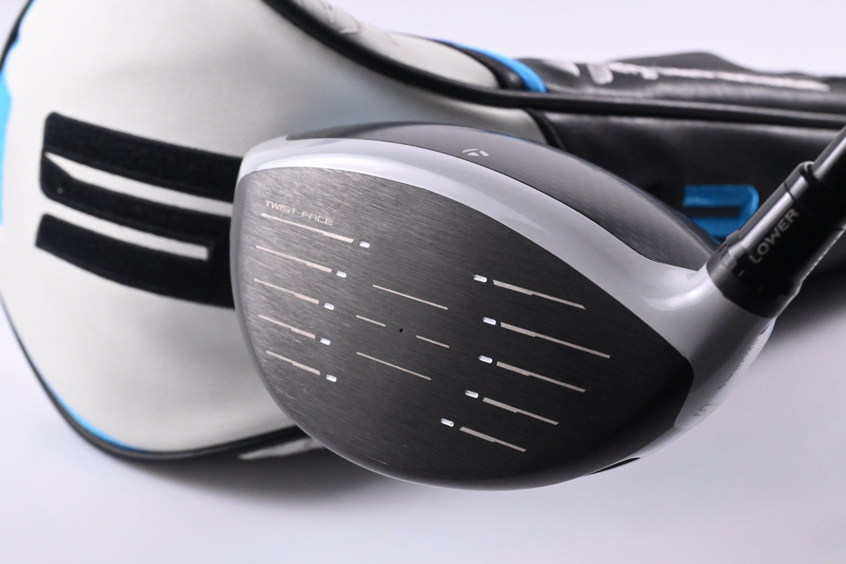 Taylormade SIM2 Max Driver / 10.5 Degree / Stiff Flex Ventus Red 5 Shaft