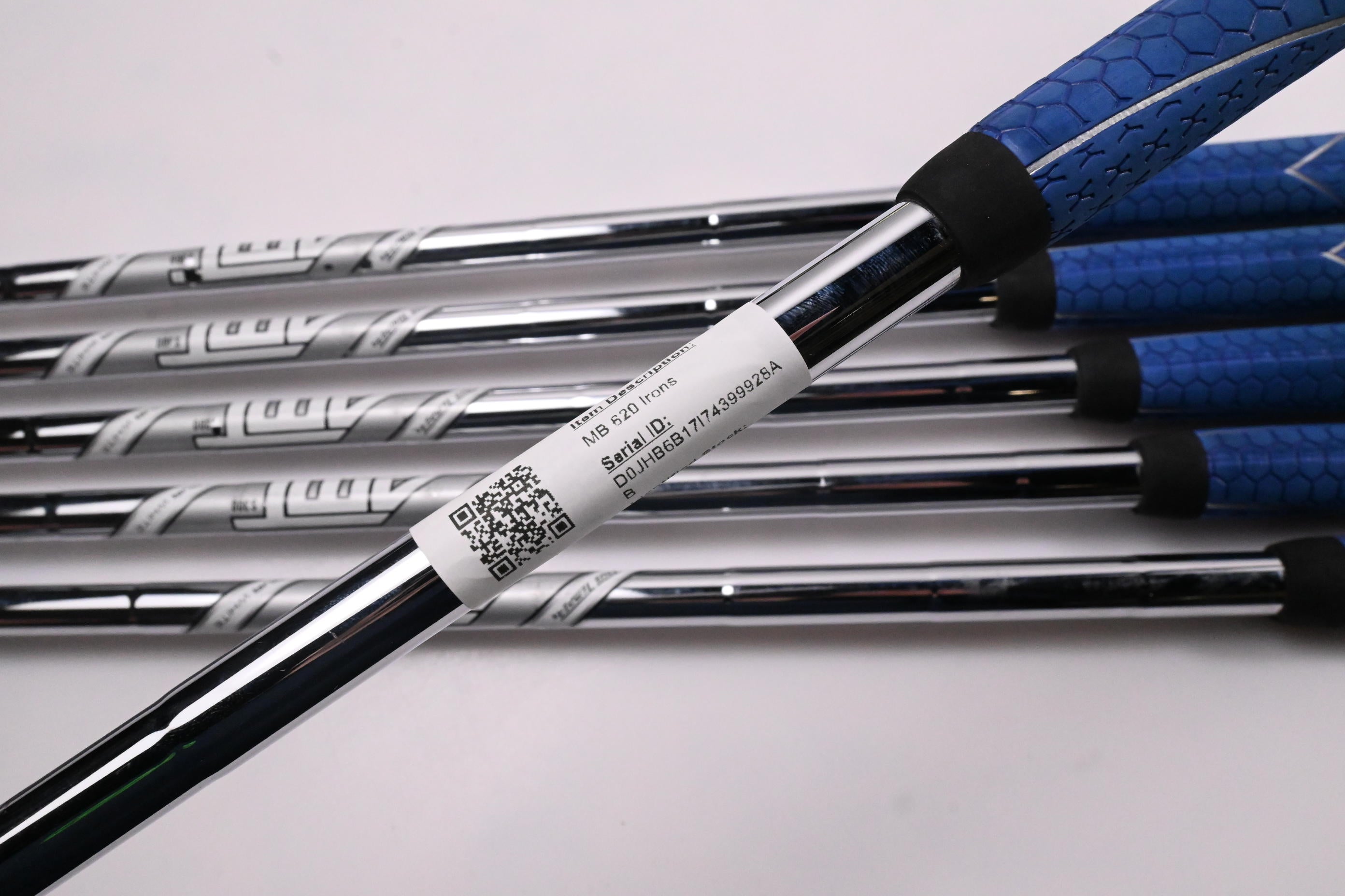 Titleist MB 620 Irons / 5-PW / Stiff Flex AMT Tour White S300 Shafts