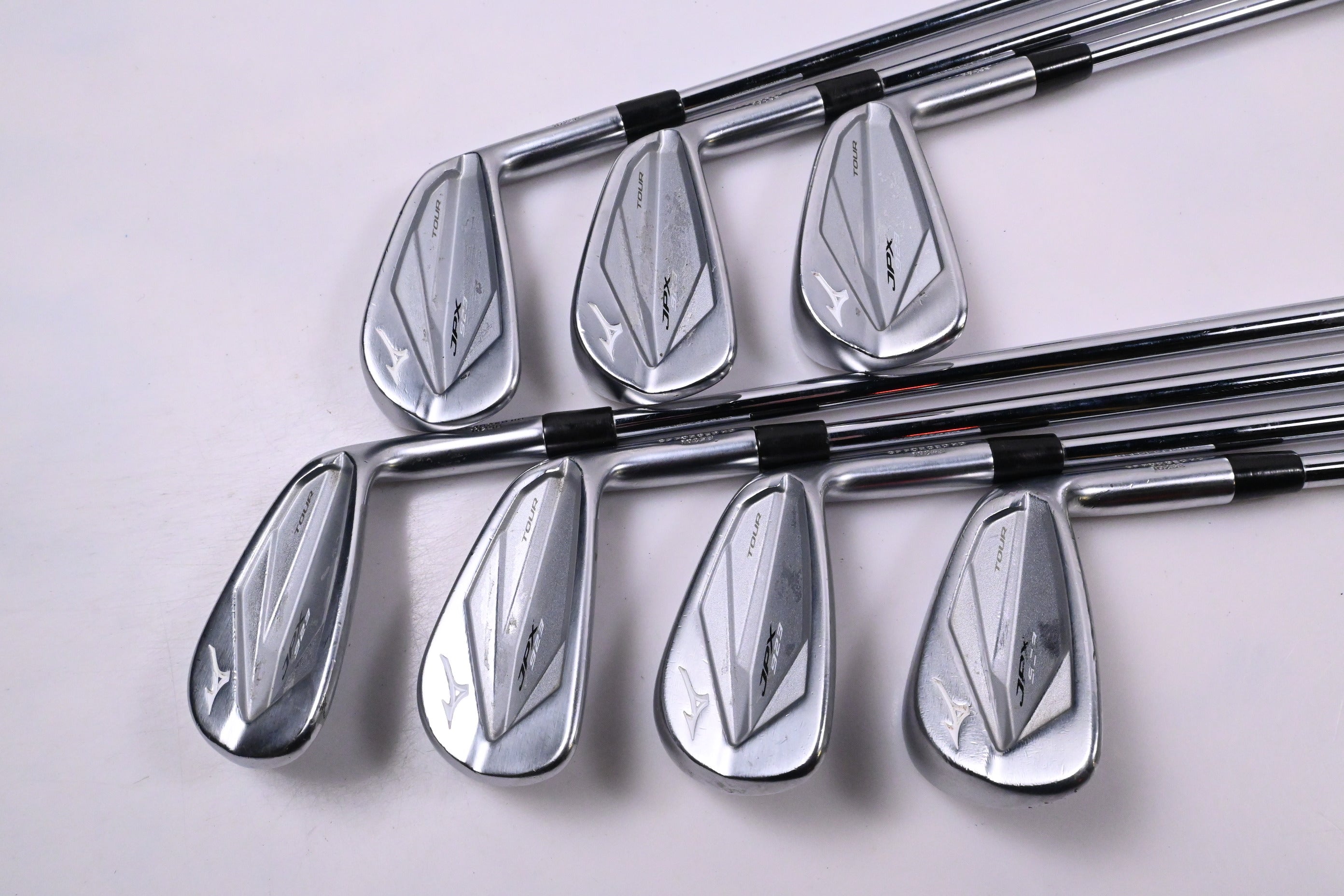 Mizuno JPX 923 Tour Irons / 4-PW / Regular Flex Project X Shafts