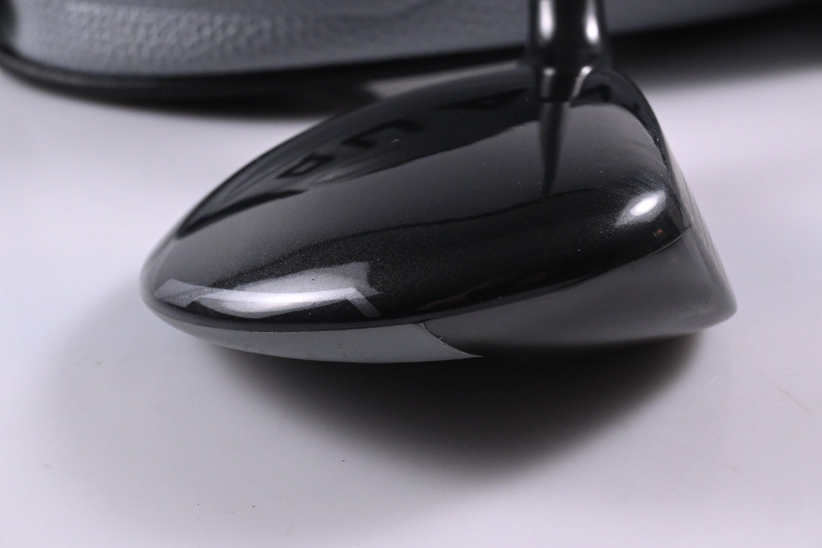 Callaway Quantum Max Fast #9 Wood / 24 Degree / Regular Flex Denali Frost Silver