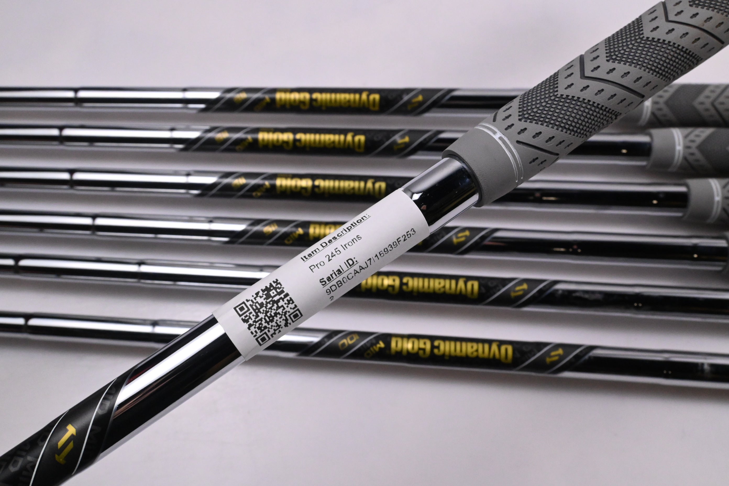 Mizuno Pro 245 Irons / 4-PW / Regular Flex Dynamic Gold Mid 115 R300 Shafts