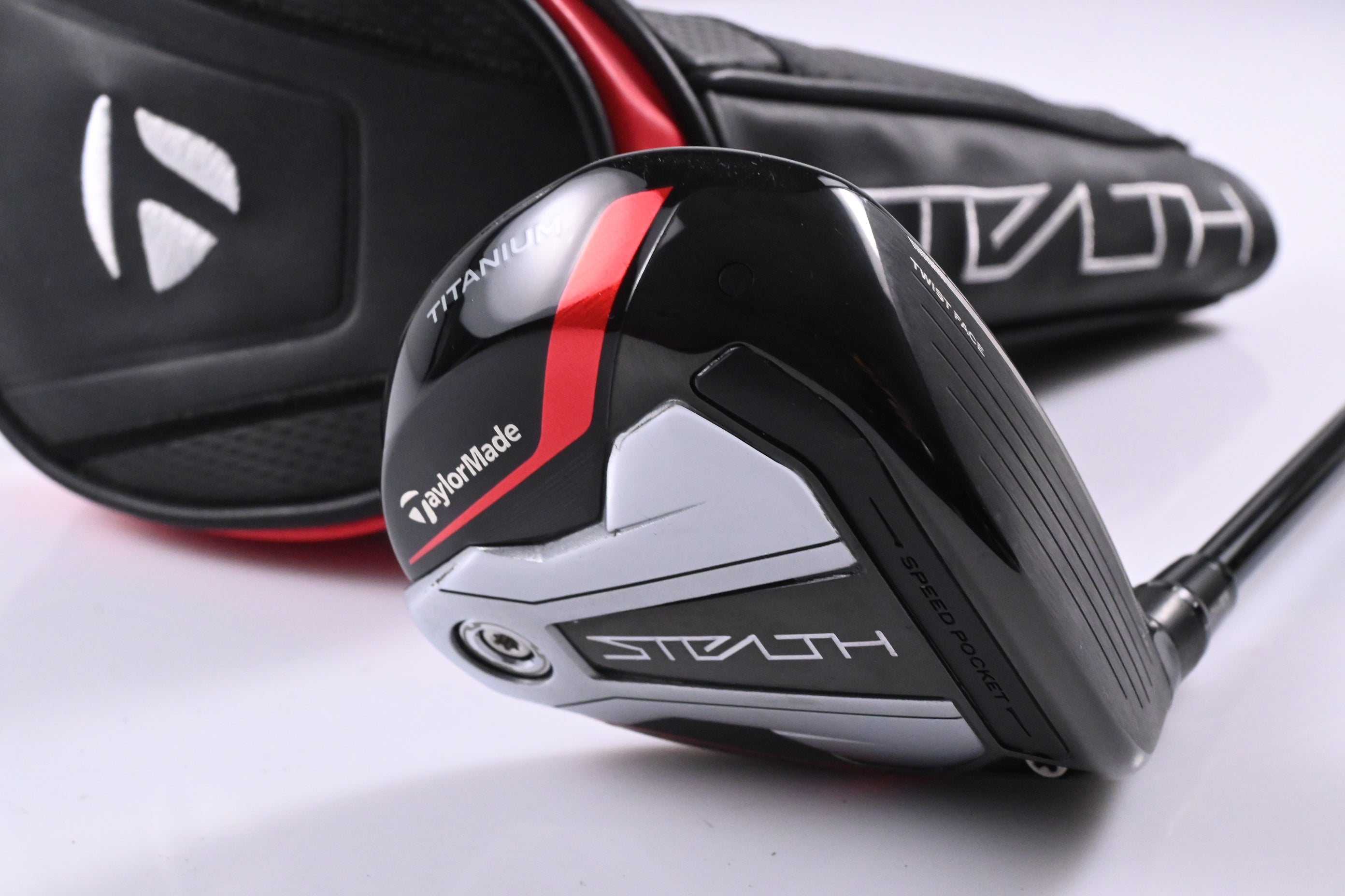 Taylormade Stealth Plus #3 Wood / 15 Degree / X-Flex Kai'li Red 75 Shaft