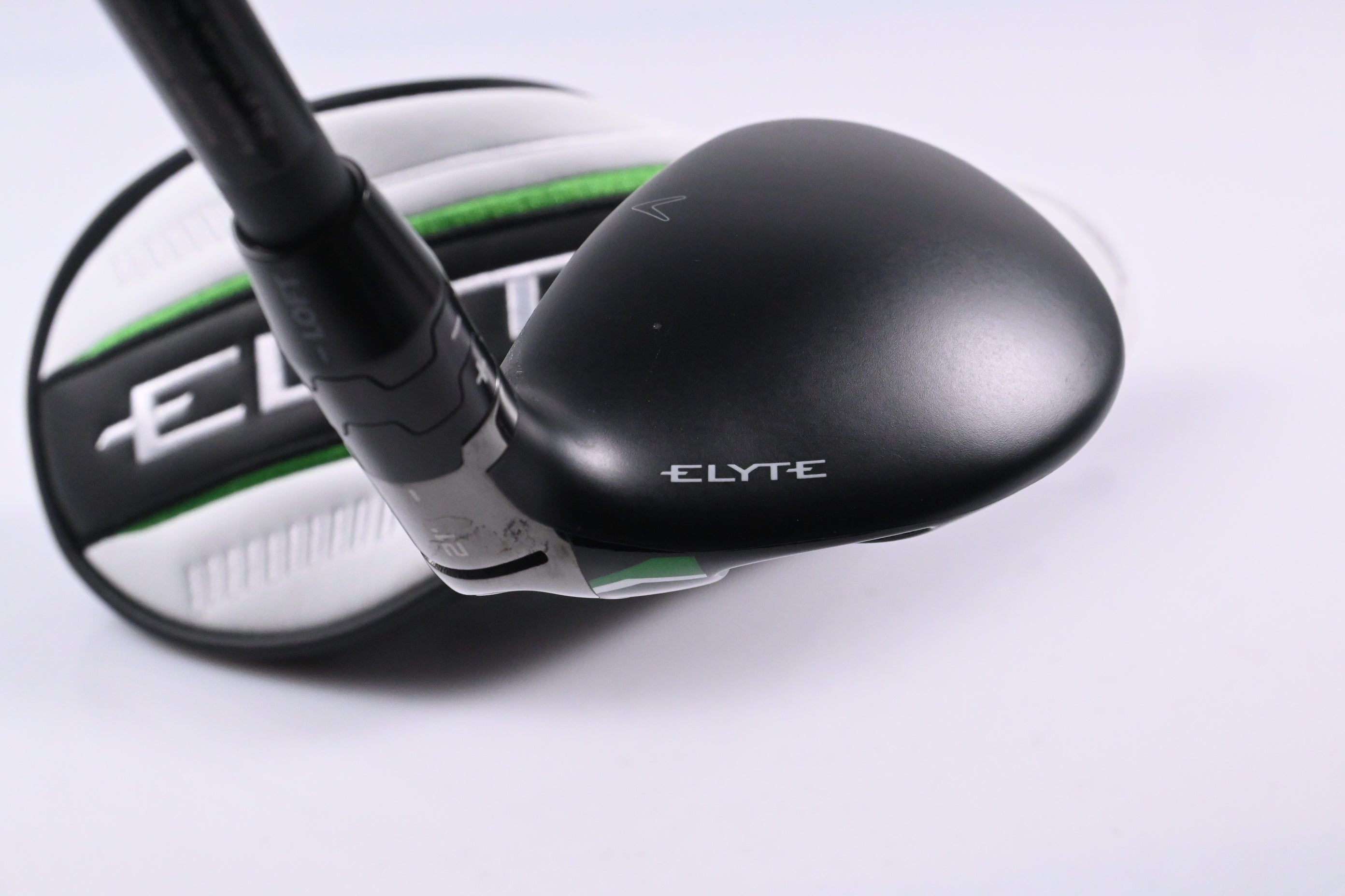 Callaway Elyte X #4 Hybrid / 21 Degree / Senior Flex Vanquish 5 Shaft