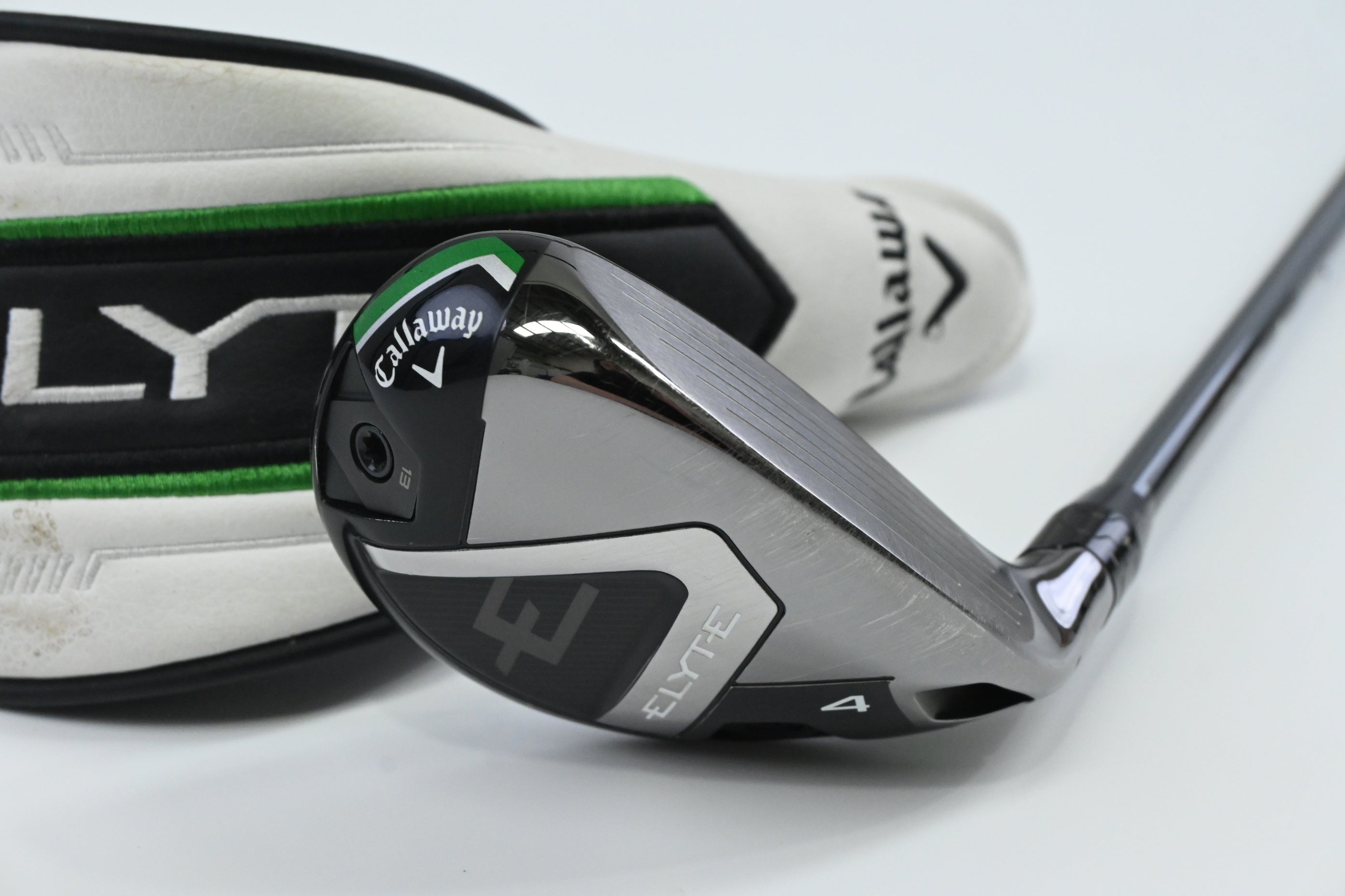 Callaway Elyte #4 Hybrid / 22 Degree / Regular Flex Denali Charcoal 60 Shaft