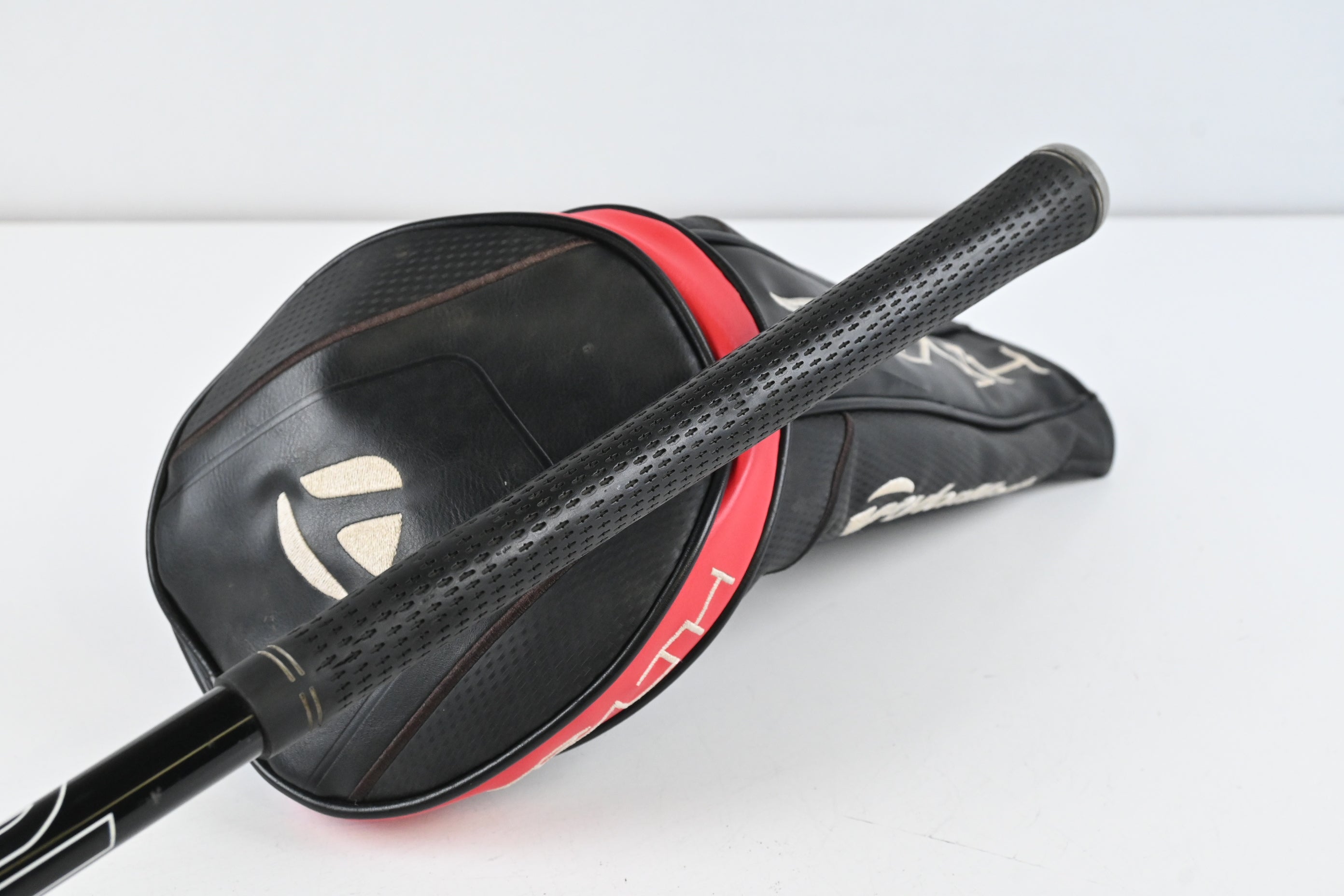 Taylormade Stealth Driver / 10.5 Degree / Regular Flex Fujikura Pro 50 Shaft