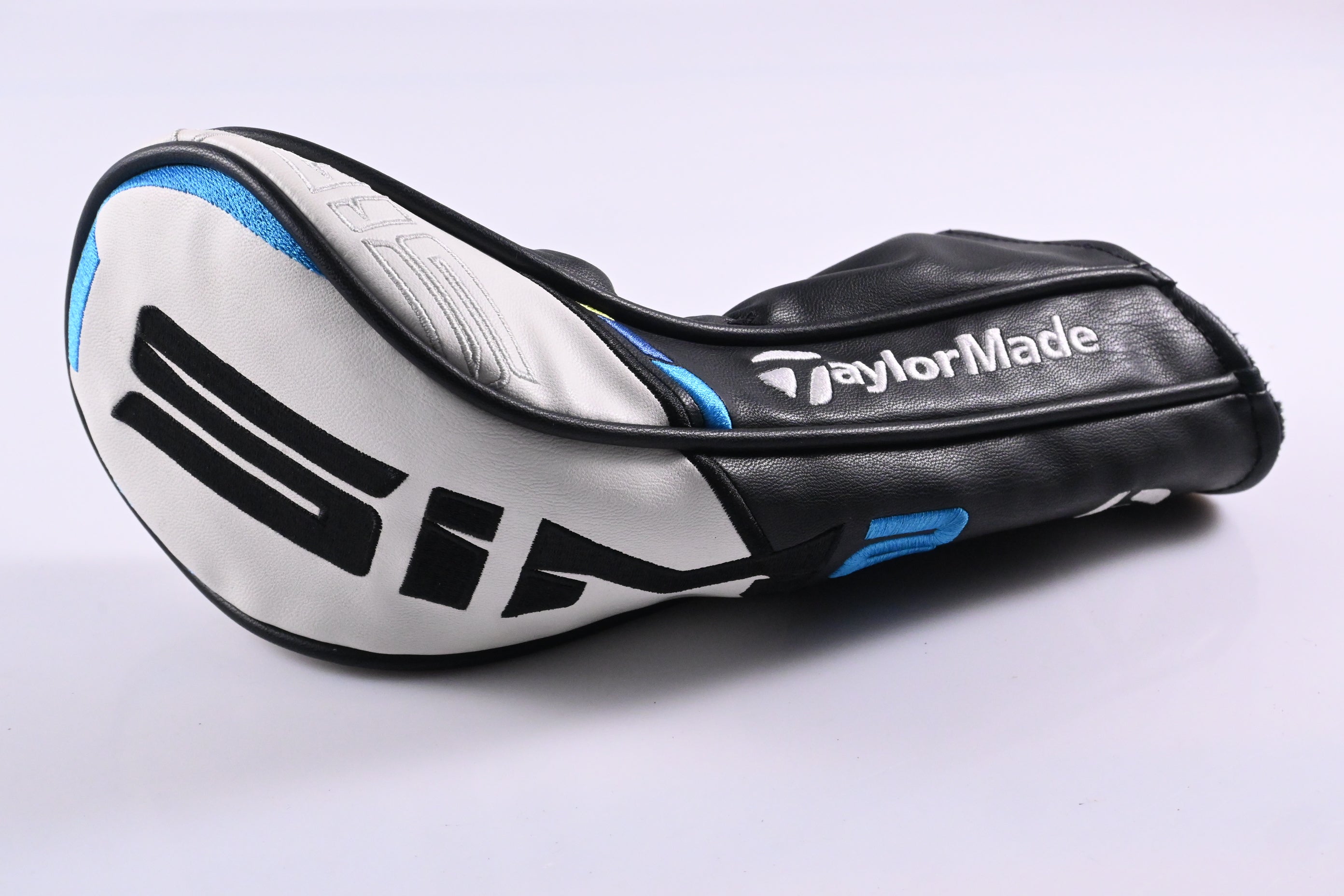 Taylormade SIM2 Max #3 Wood / 15 Degree / Regular Flex Ventus Blue 5 Shaft