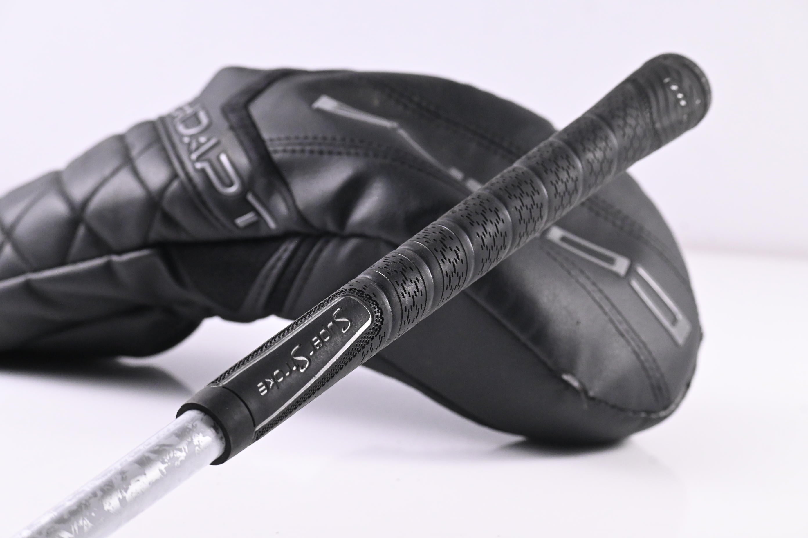 Cobra DS-Adapt MAX-D Driver / 10.5 Degree / Regular Flex Denali Red 50 Shaft