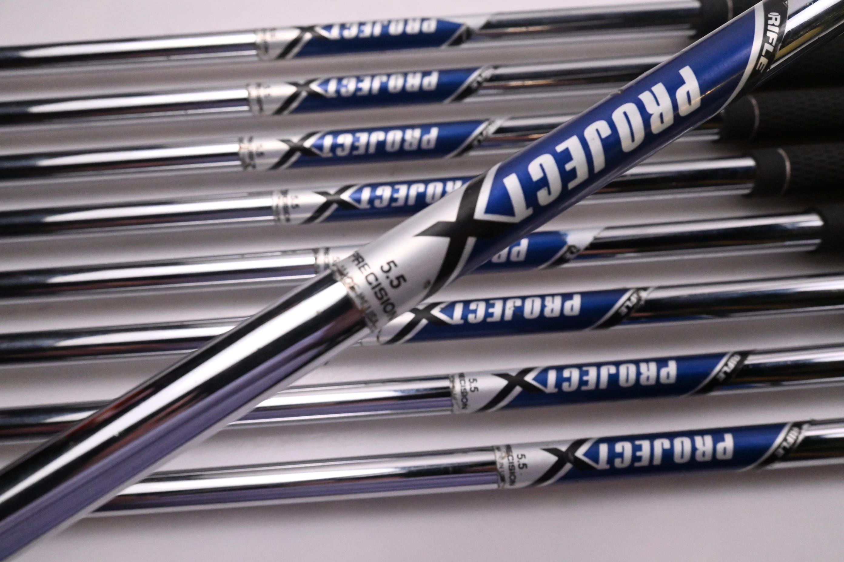Taylormade RSi1 Irons / 4-PW+AW+SW / Regular Plus Flex Project X Steel Shafts