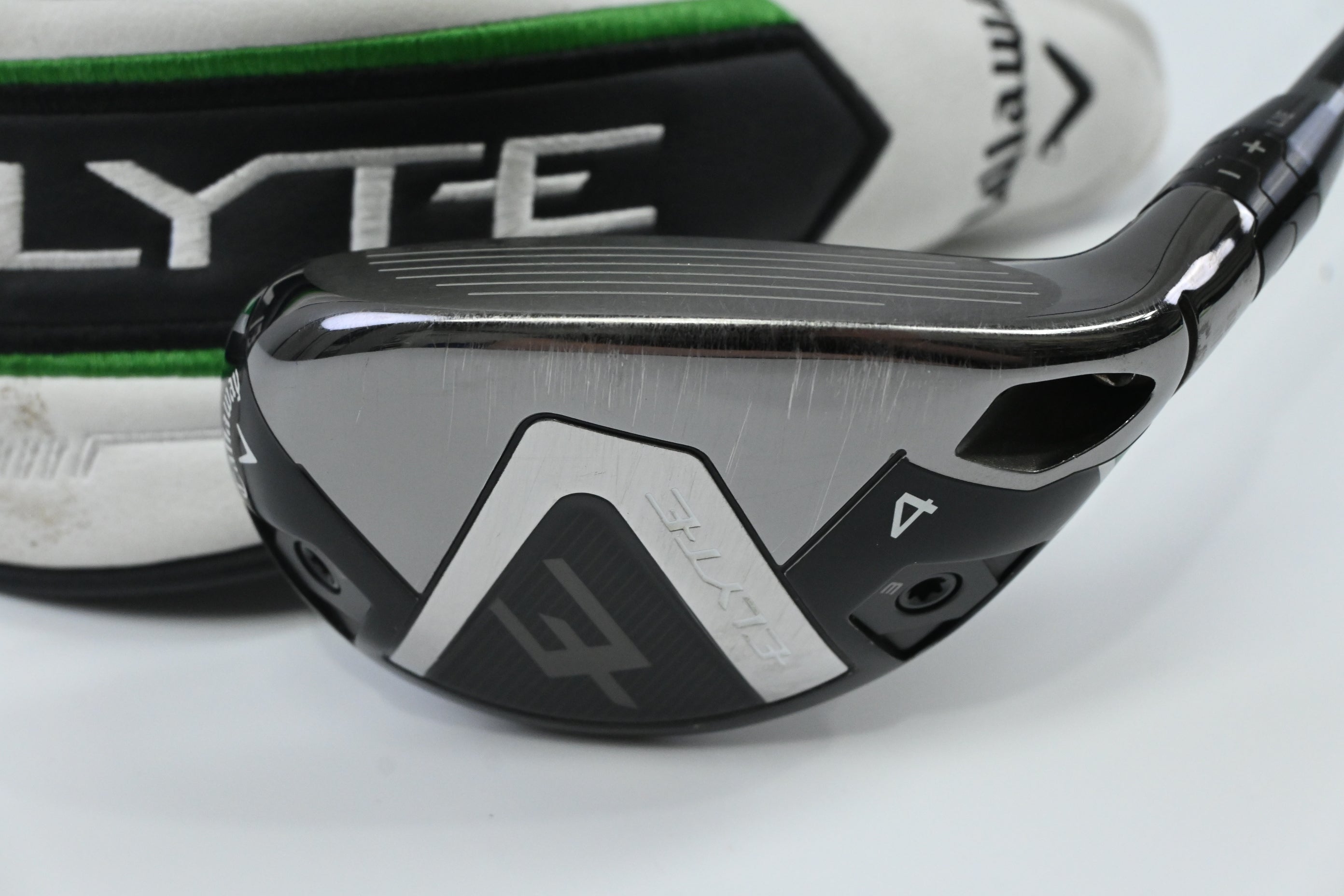 Callaway Elyte #4 Hybrid / 22 Degree / Regular Flex Denali Charcoal 60 Shaft