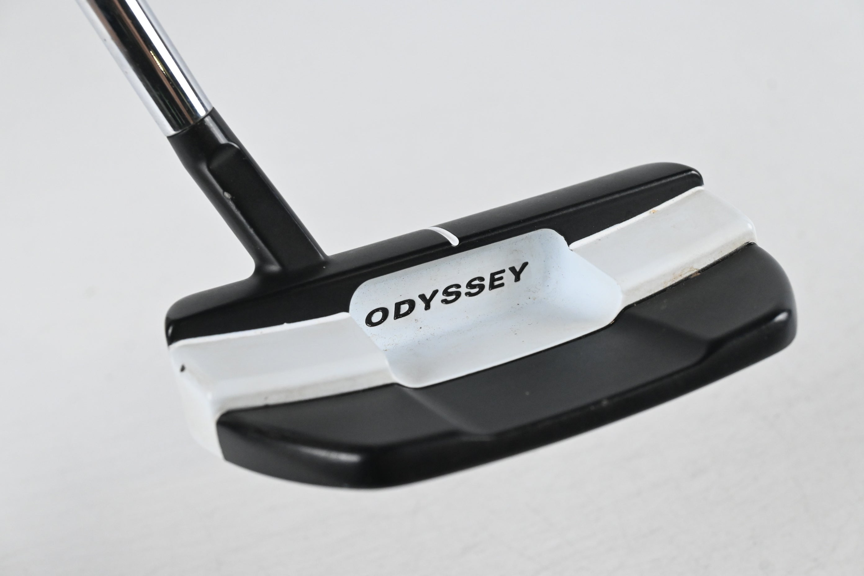 Odyssey White Hot Versa Three T Putter / 34 Inch