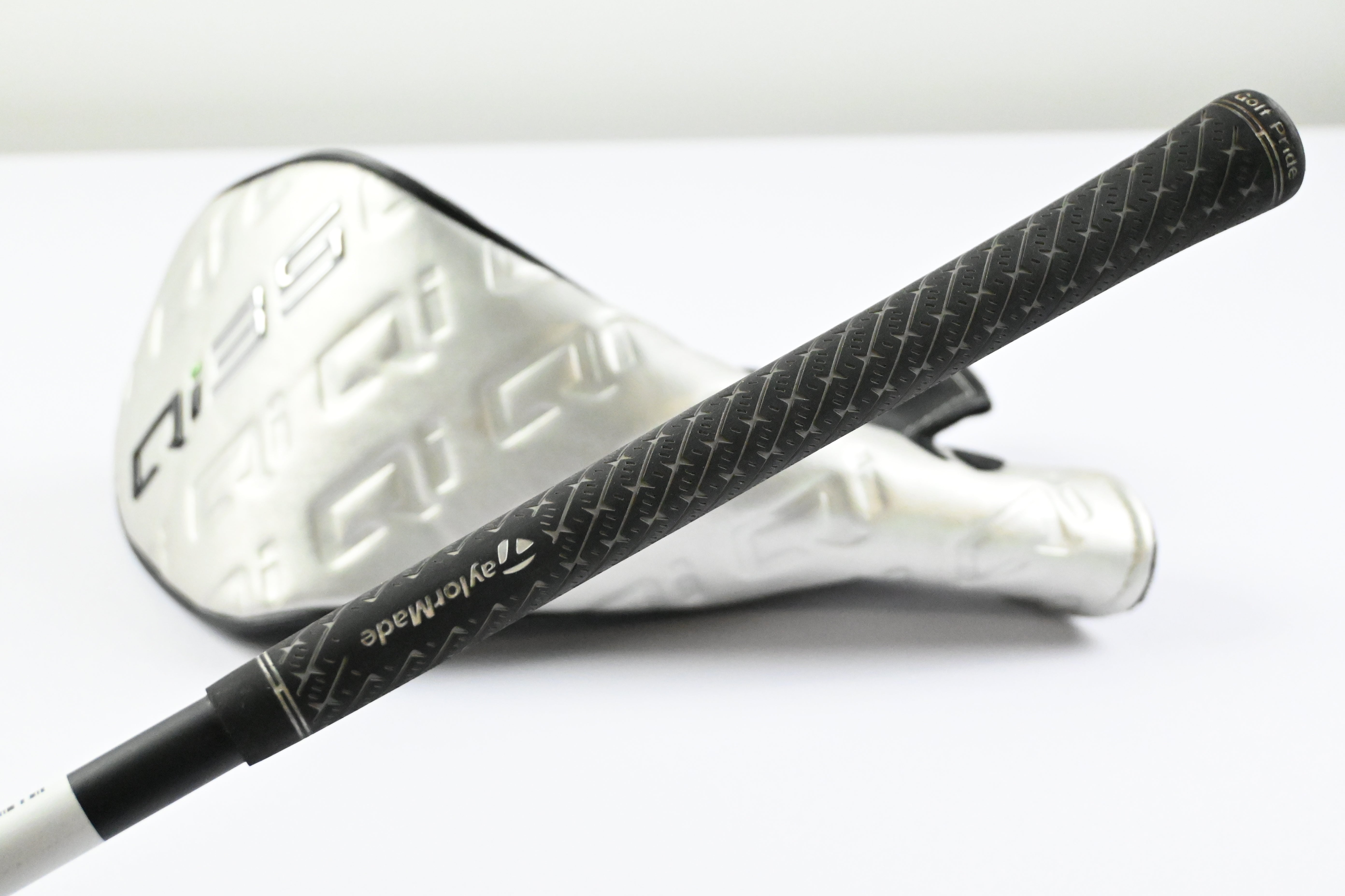 Taylormade Qi35 Driver / 9 Degree / Stiff Flex Fujikura Air Speeder 50