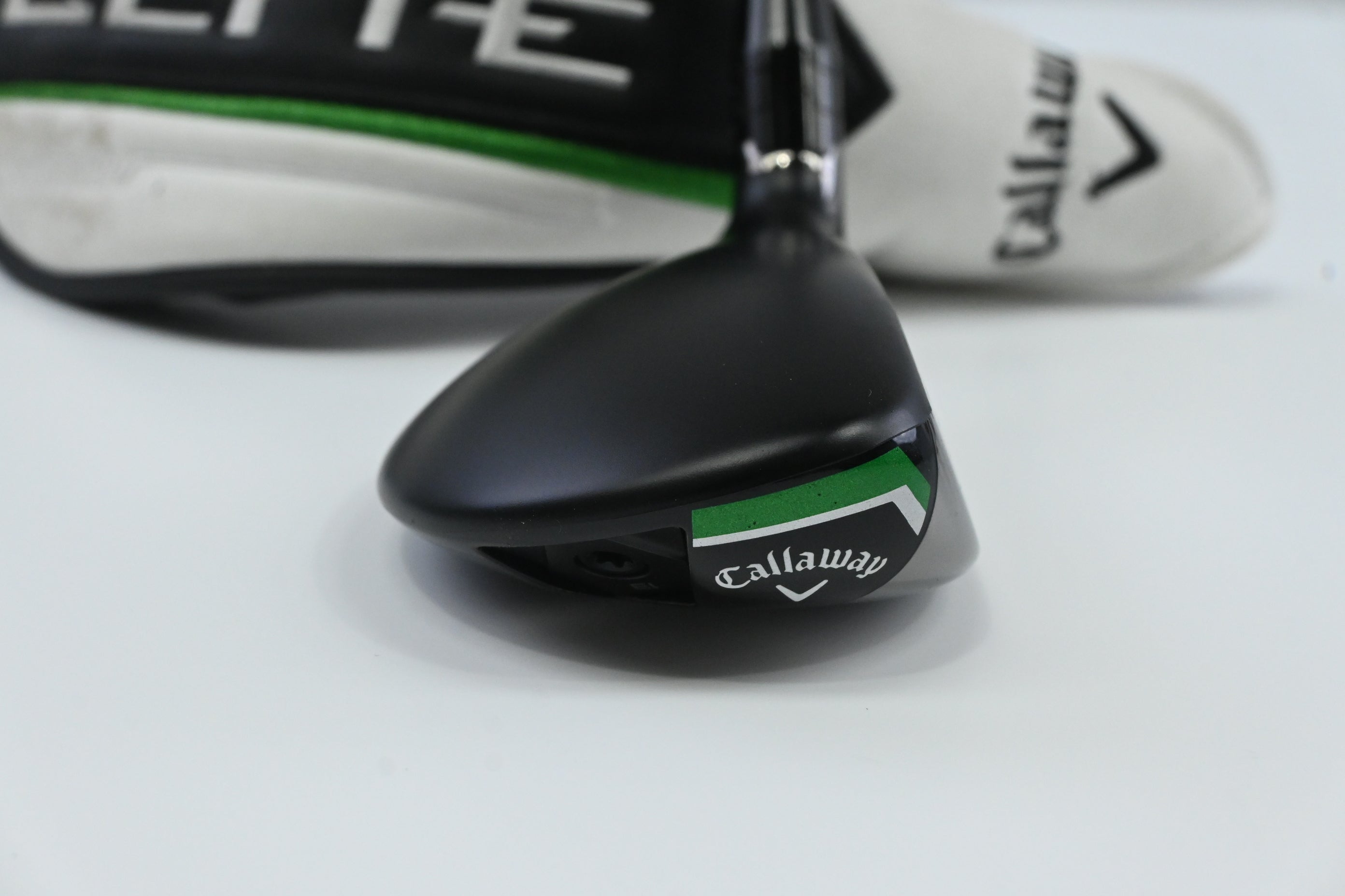 Callaway Elyte #4 Hybrid / 22 Degree / Regular Flex Denali Charcoal 60 Shaft