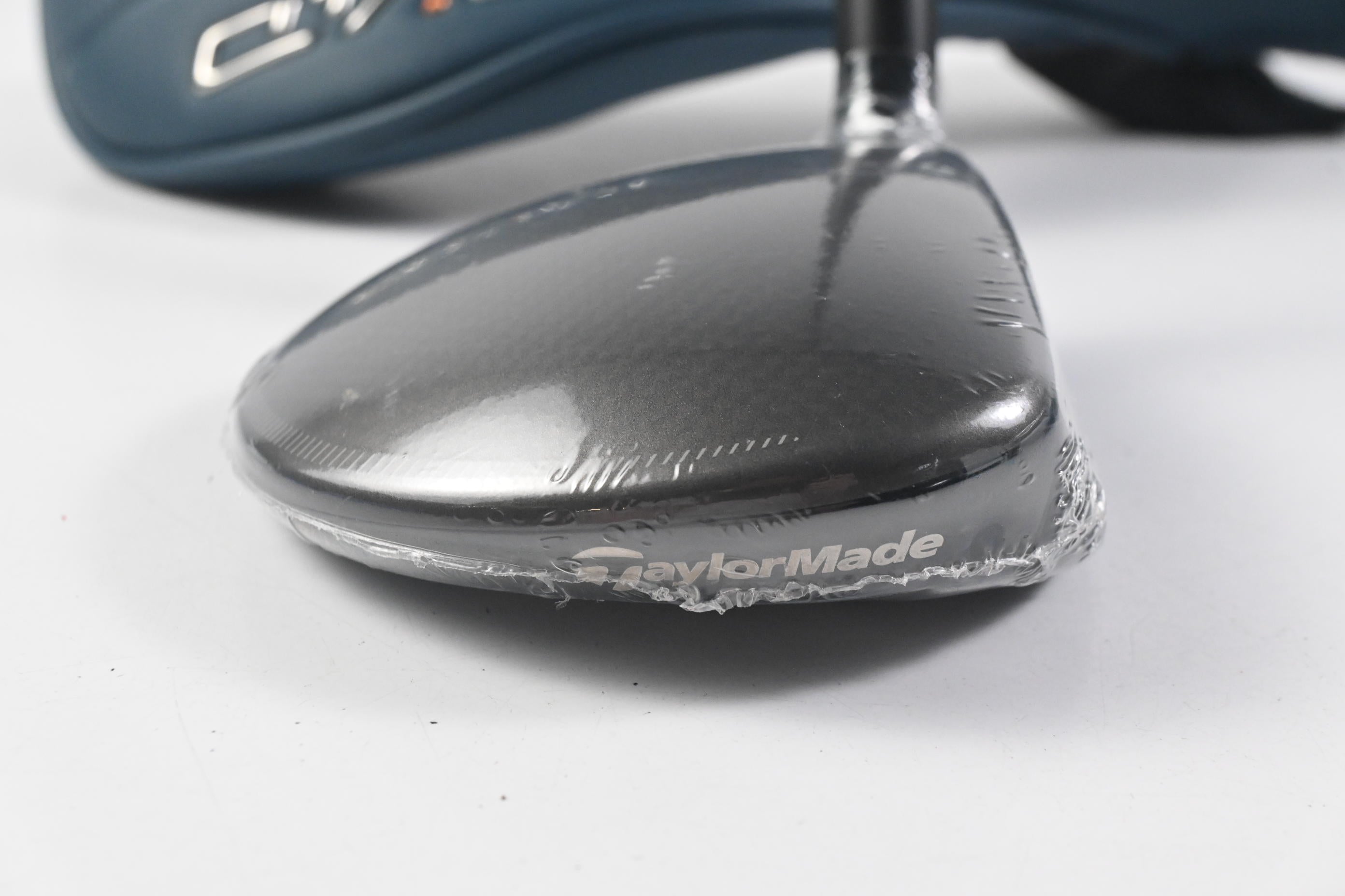 Taylormade Qi4D Max #5 Wood / 18 Degree / Regular Flex Taylormade Reax 55 Shaft