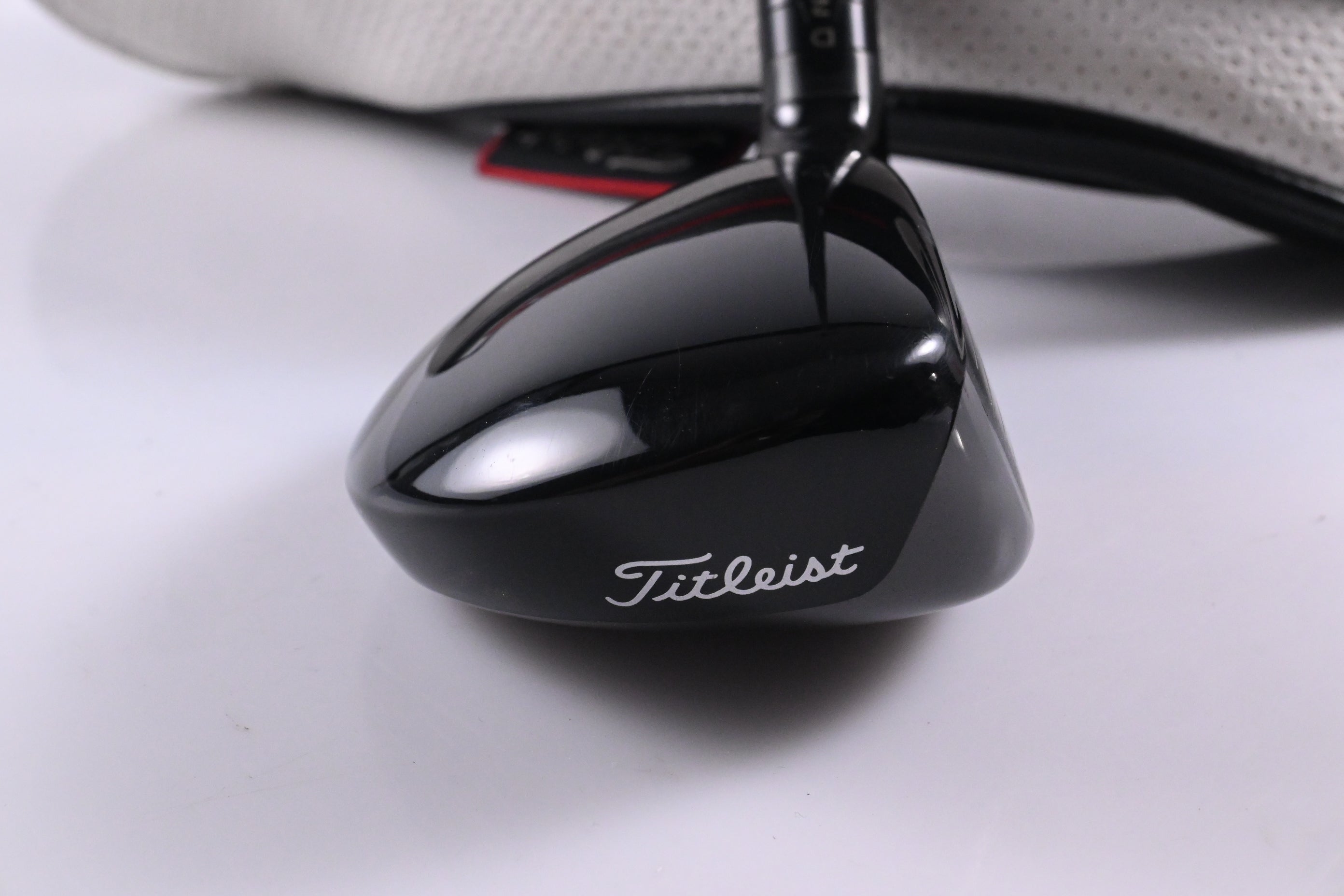 Titleist GT2 #3 Hybrid / 18 Degree / Regular Flex Tour AD VF-75 Shaft