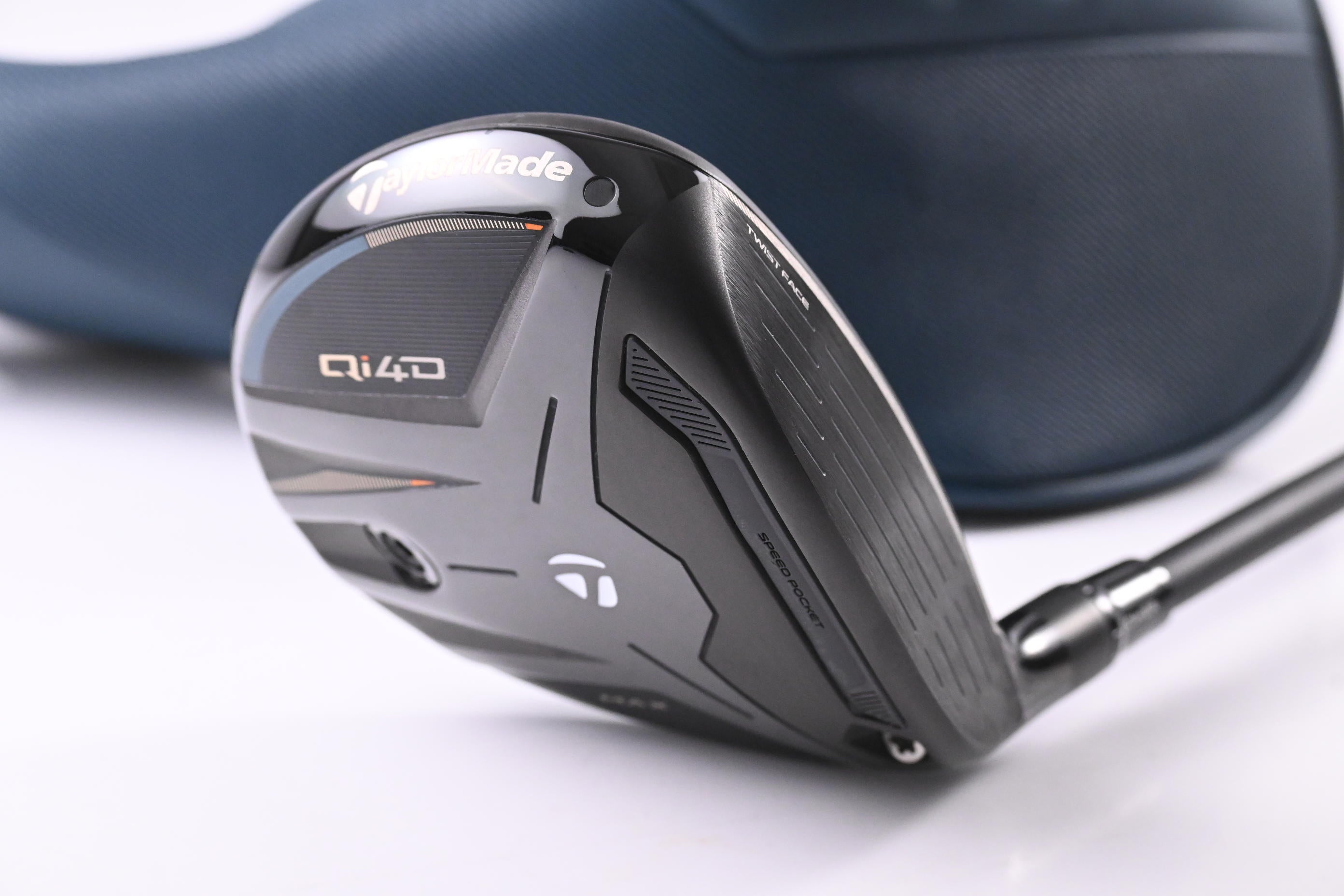 Taylormade Qi4D Max #5 Wood / 18 Degree / Regular Flex REAX 55 Shaft