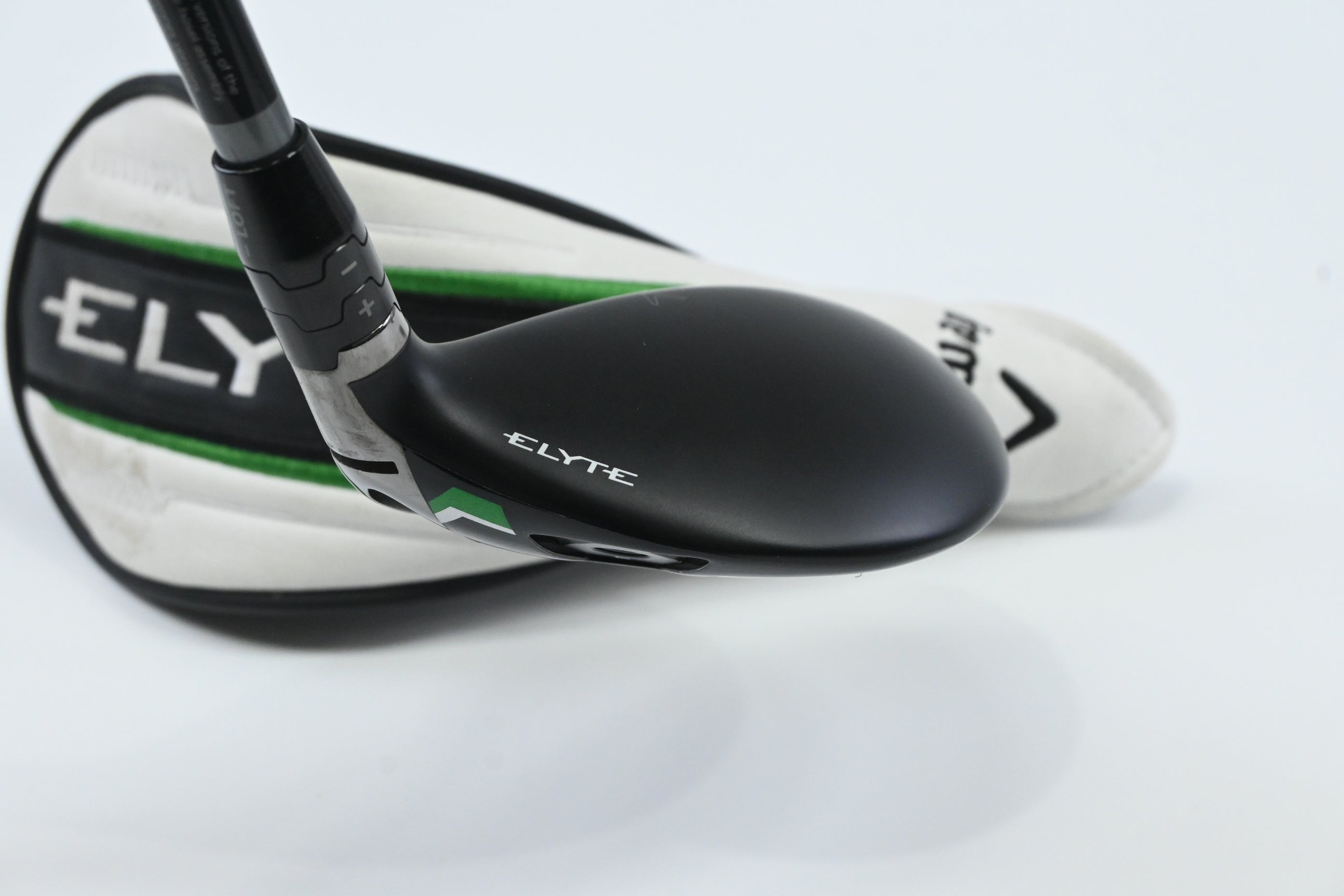 Callaway Elyte #4 Hybrid / 22 Degree / Regular Flex Denali Charcoal 60 Shaft