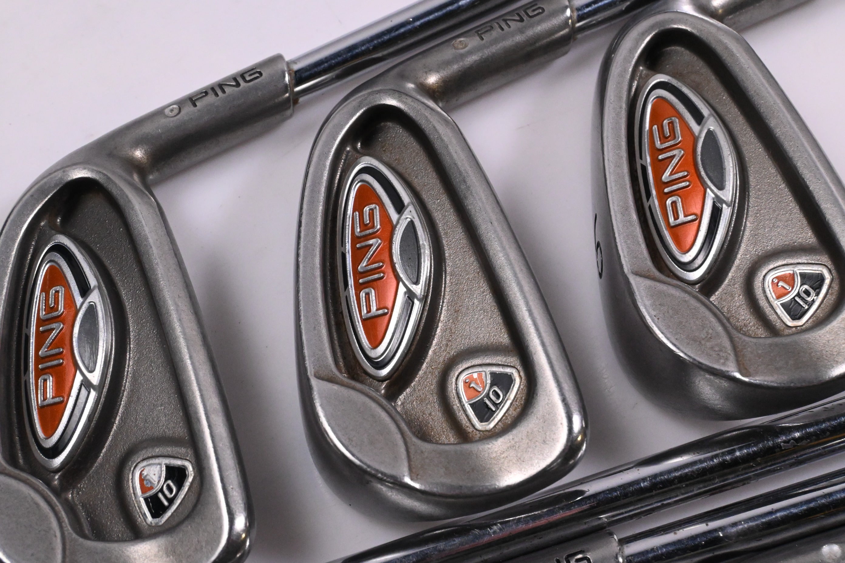 Ping i10 Irons / 4-PW / White Dot / Stiff Flex Ping AWT Steel Shafts