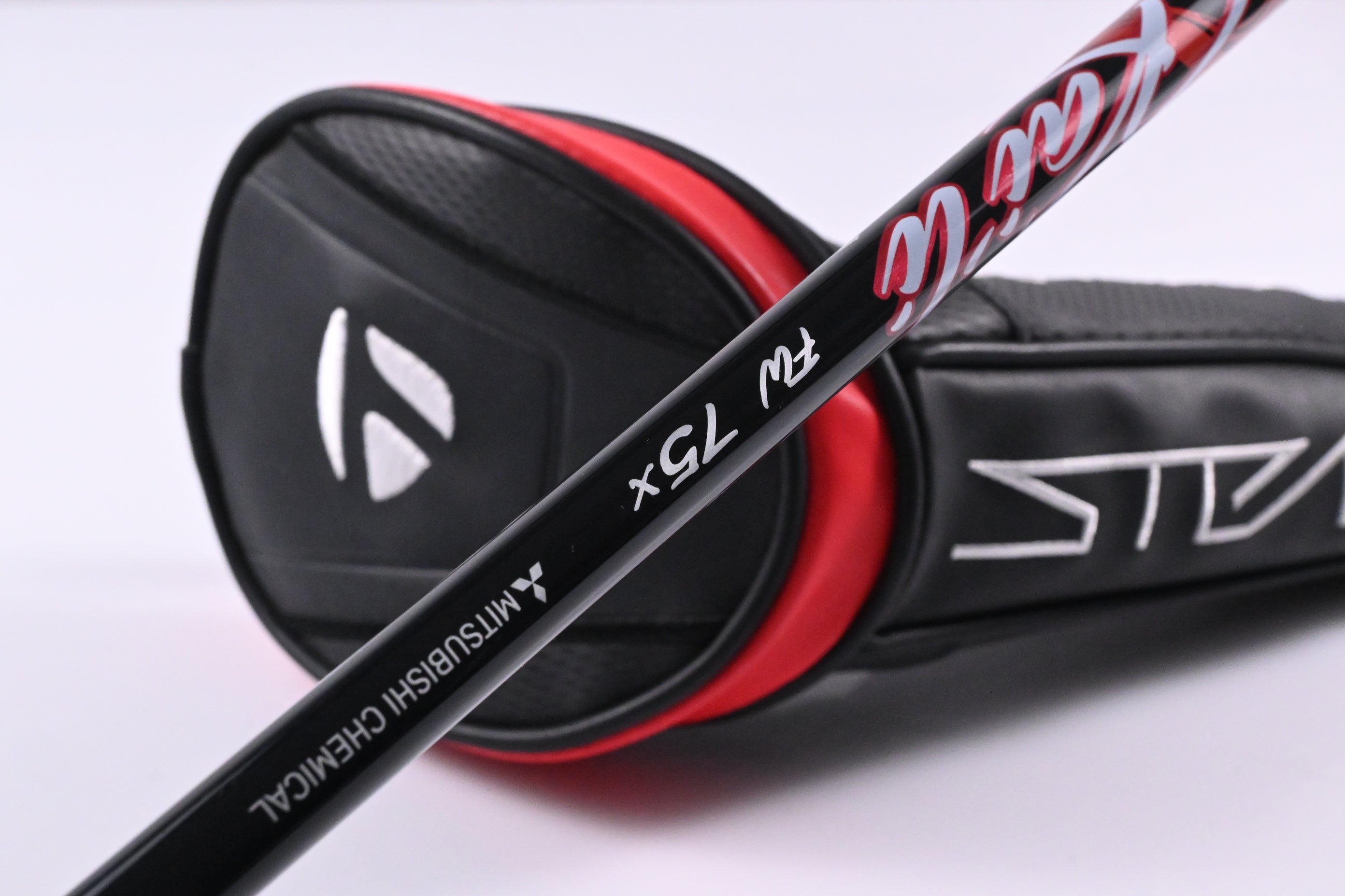 Taylormade Stealth Plus #3 Wood / 15 Degree / X-Flex Kai'li Red 75 Shaft