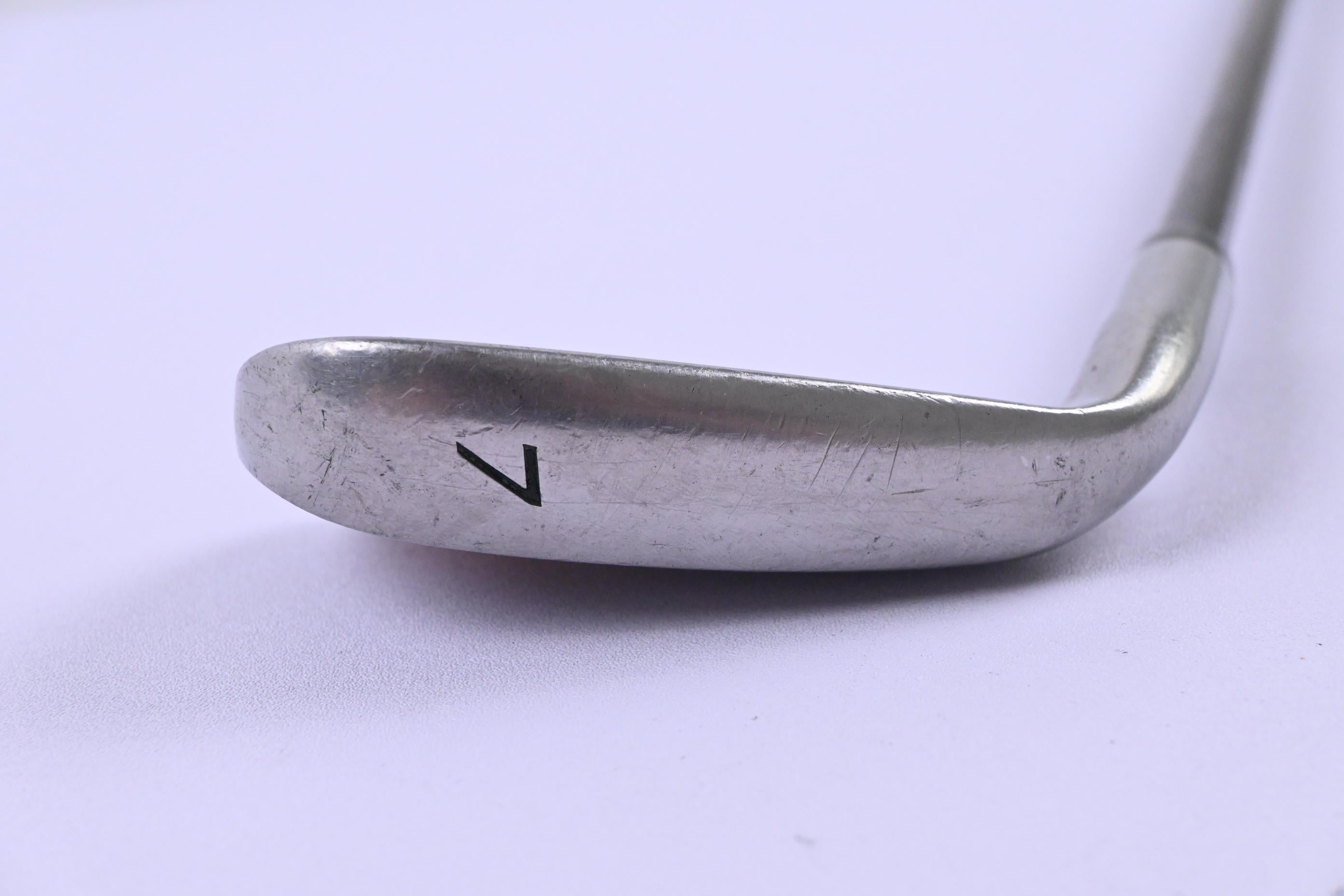 Taylormade Firesole #7 Iron / Regular Flex Taylormade Bubble 80 Shaft