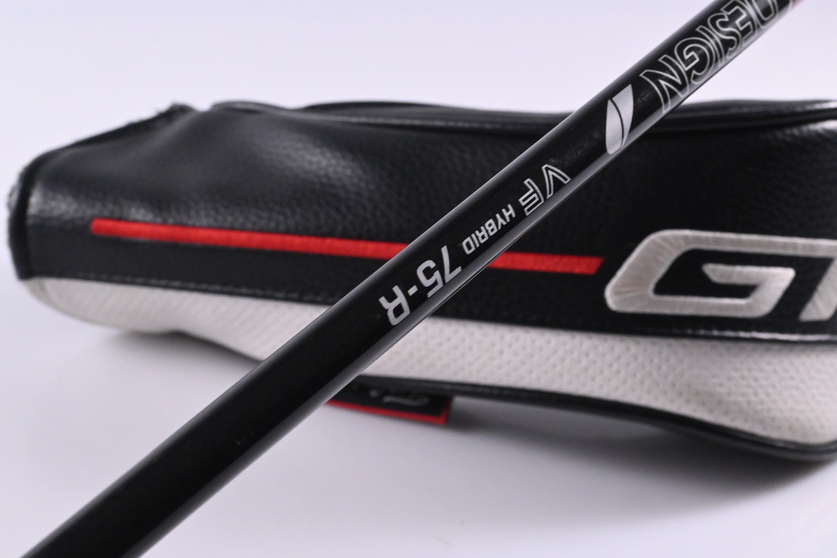 Titleist GT2 #3 Hybrid / 18 Degree / Regular Flex Tour AD VF-75 Shaft