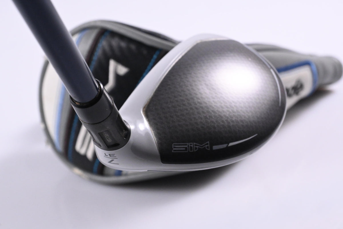 Taylormade SIM Max #7 Hybrid / 31 Degree / Regular Flex Ventus Blue 6 Shaft