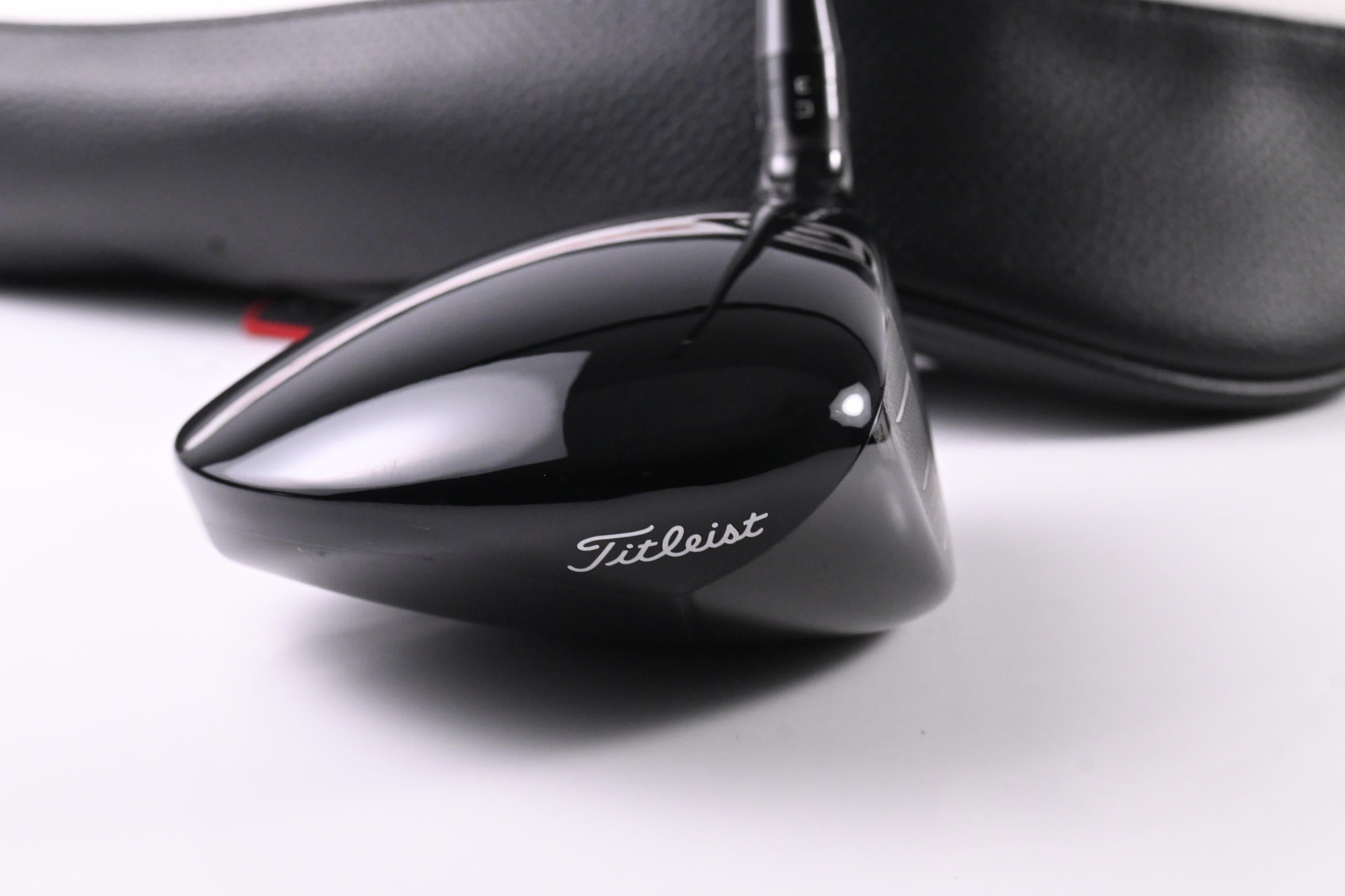 Titleist GTS2 Driver / 10 Degree / Stiff Flex TITAN Black 60 Shaft