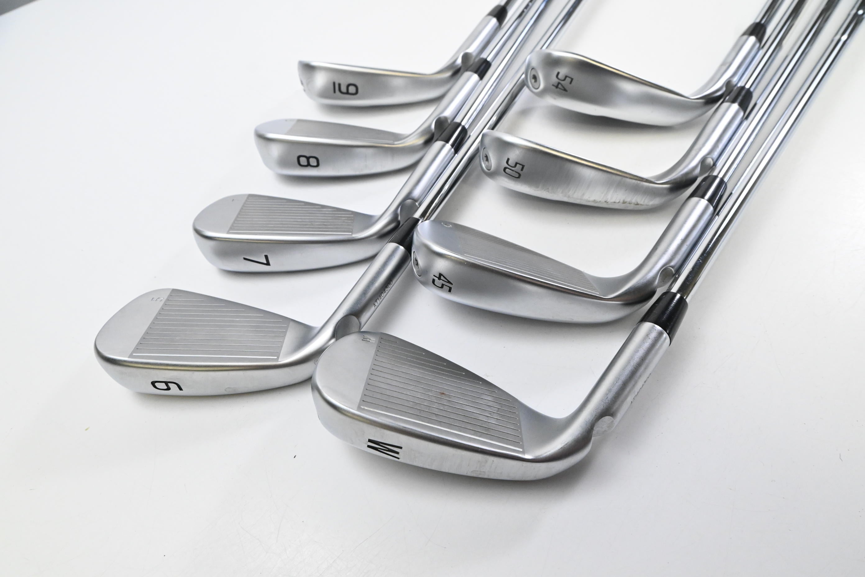 Ping G430 Irons / 6-PW+AW+GW / Black Dot / Regular Flex Ping AWT 2.0 Shafts