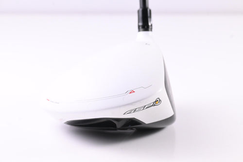 Taylormade R11 Driver / 10.5 Degree / Stiff Flex Taylormade Matrix HD Radix 6
