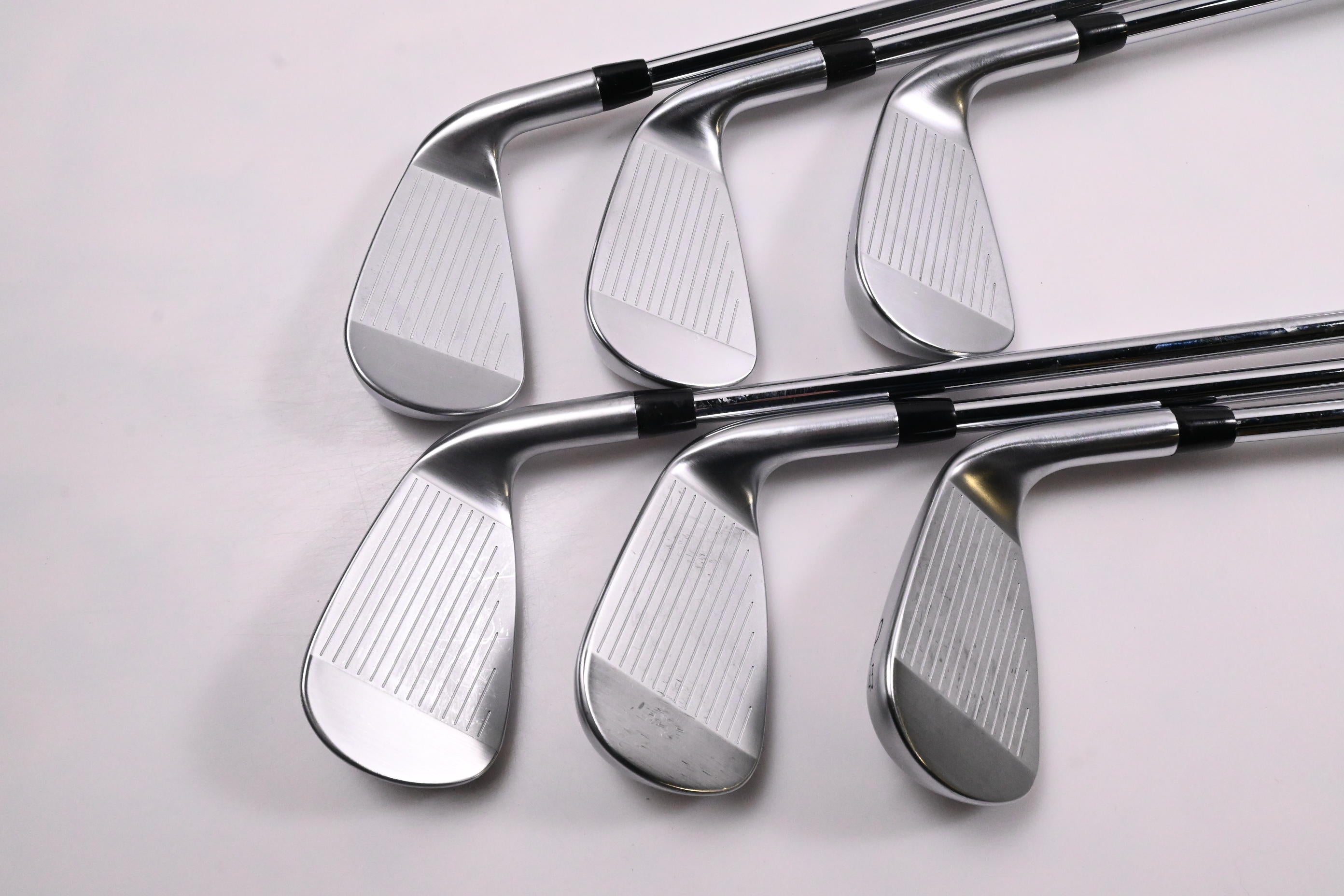 Left Hand Titleist T350 2025 Irons / 5-PW / Regular Flex AMT Red Shafts