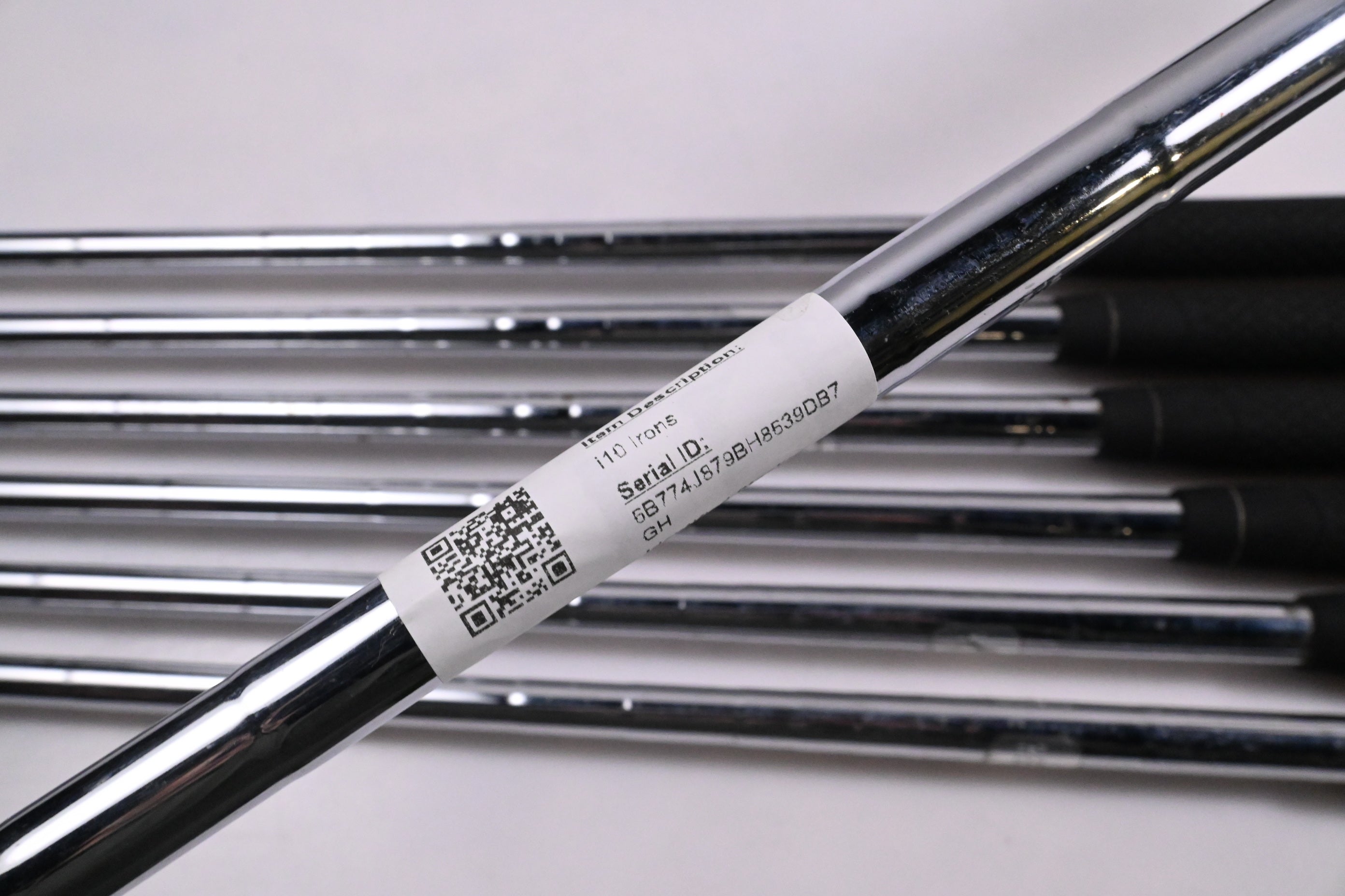 Ping i10 Irons / 4-PW / White Dot / Stiff Flex Ping AWT Steel Shafts