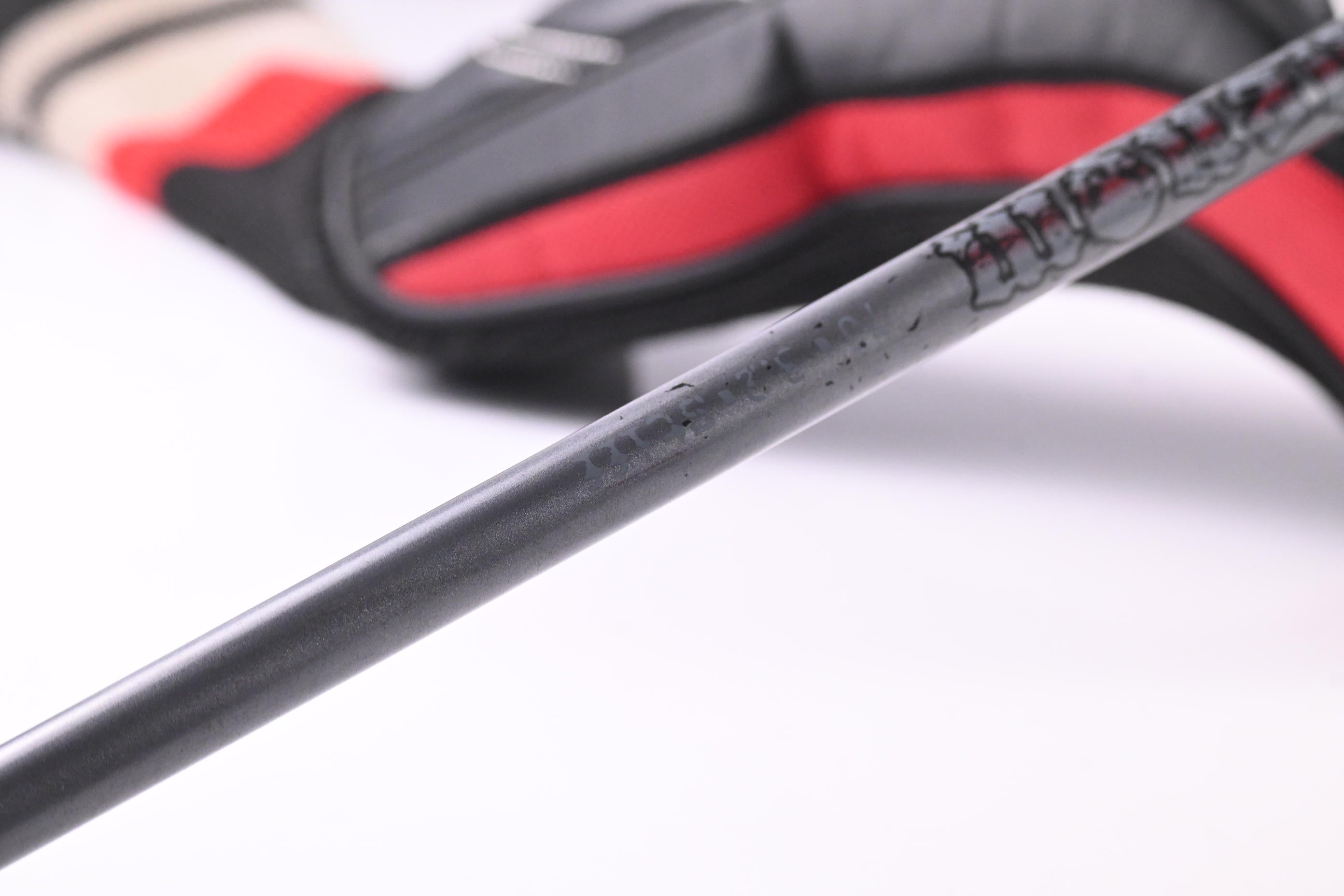 Titleist 913 D3 Driver / 9.5 Degree / Stiff Flex Aldila RIP Phenom 70 Shaft