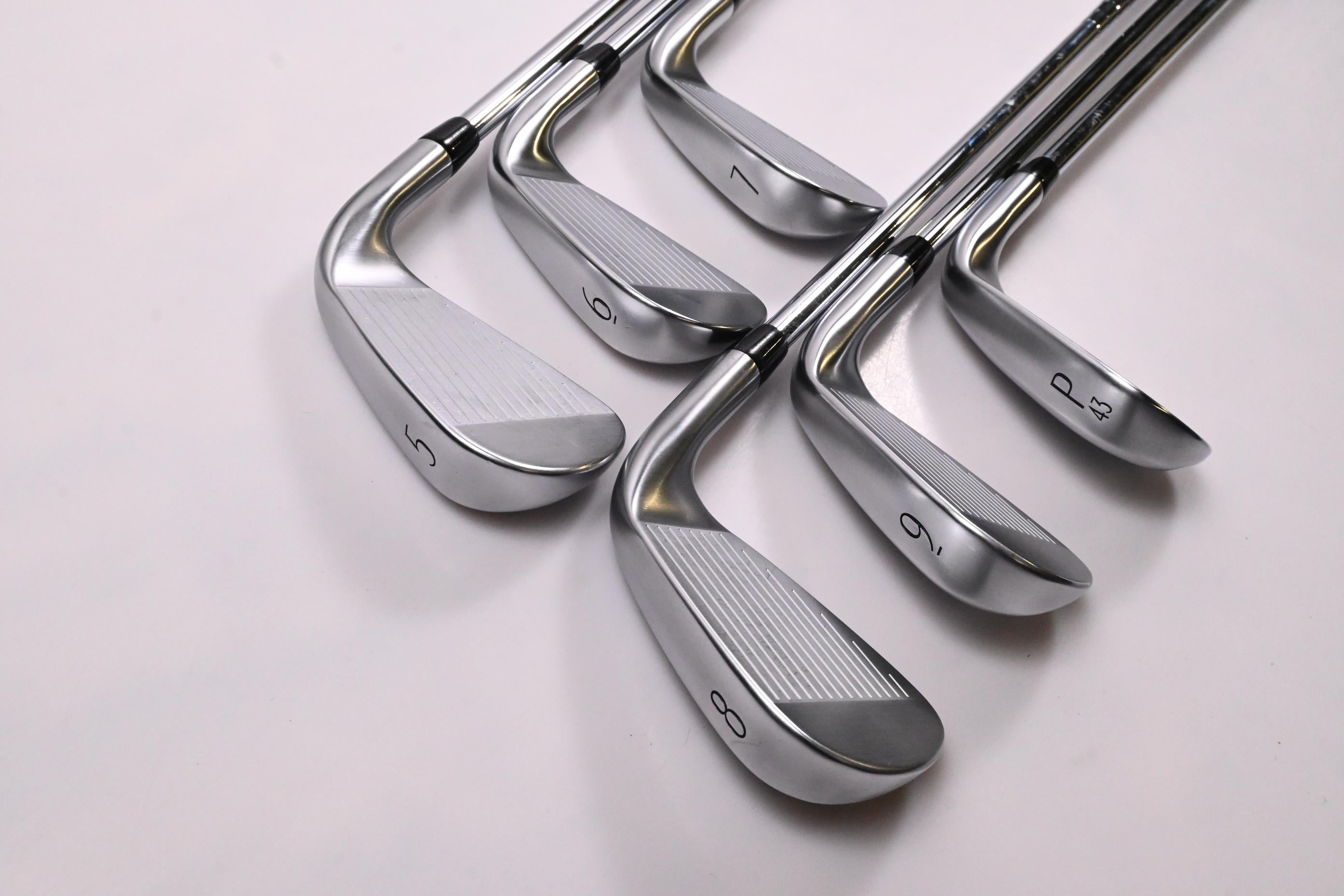 Left Hand Titleist T350 2025 Irons / 5-PW / Regular Flex AMT Red Shafts