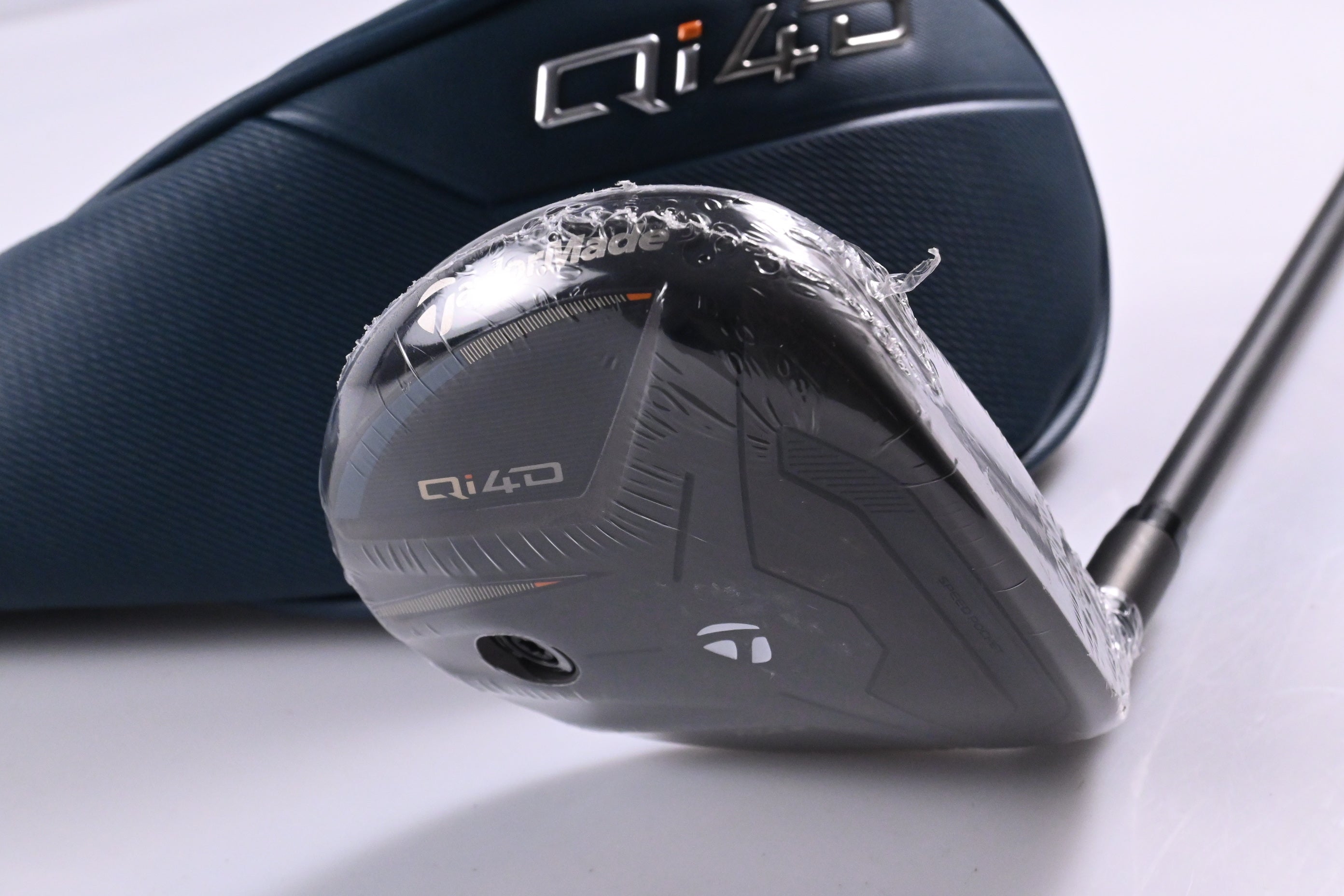 Taylormade Qi4D Max #7 Wood / 21 Degree / Regular Flex Reax 55 Shaft