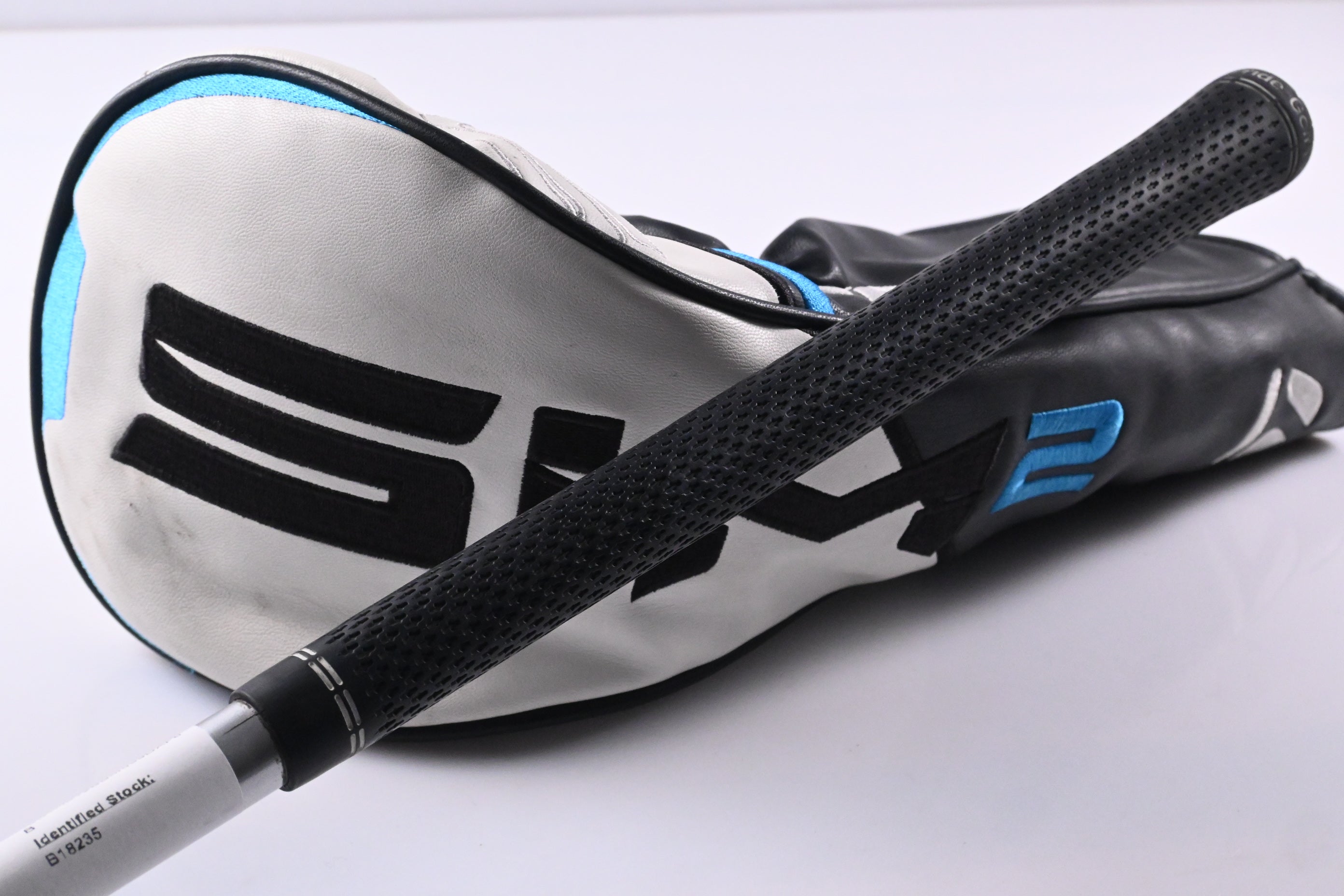 Taylormade SIM2 Max Driver / 9 Degree / Stiff Flex Aldila Rogue 60 Shaft