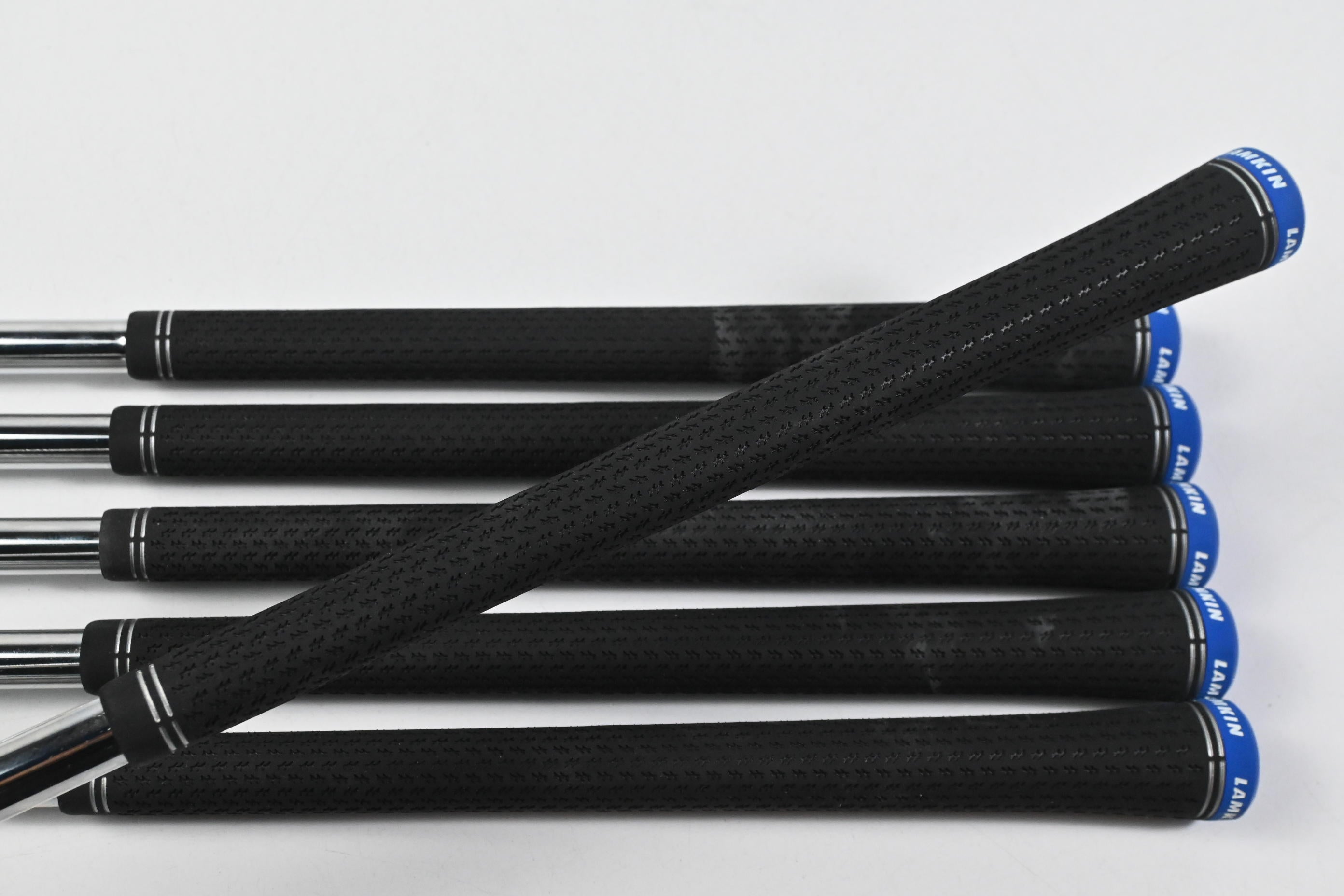 Taylormade Qi Irons / 5-PW / Regular Flex KBS MAX MT 85 Shafts