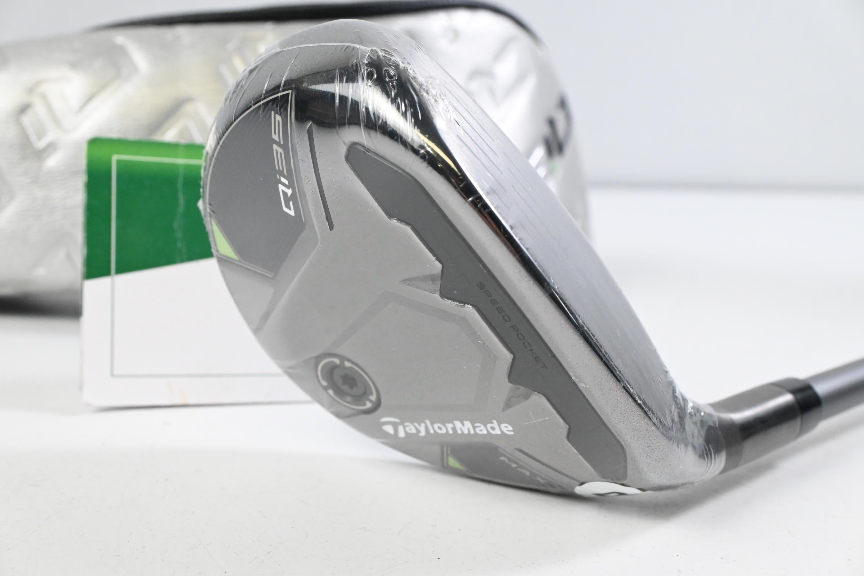 Taylormade Qi35 Max #4 Hybrid / 23 Degree / Regular Flex Fujikura Air Speeder 50