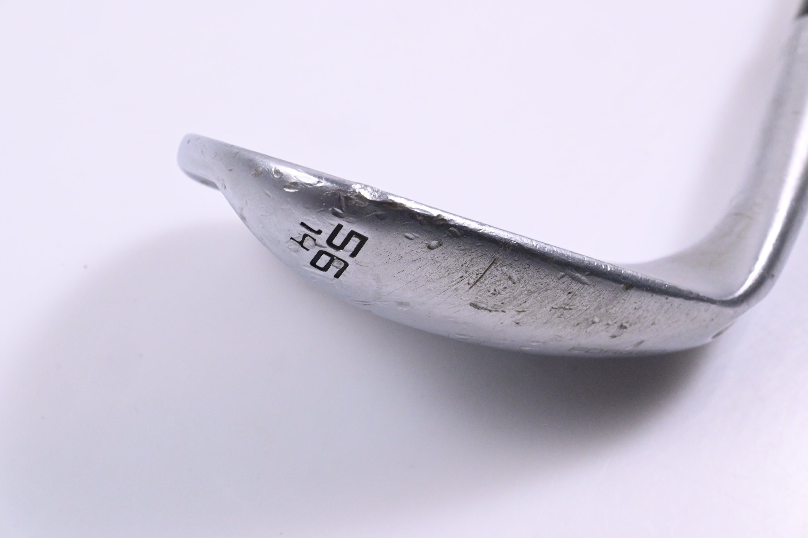 Wilson Staff Model CB 2019 Sand Wedge / 56 Degree / Wedge Flex Dynamic Gold AMT